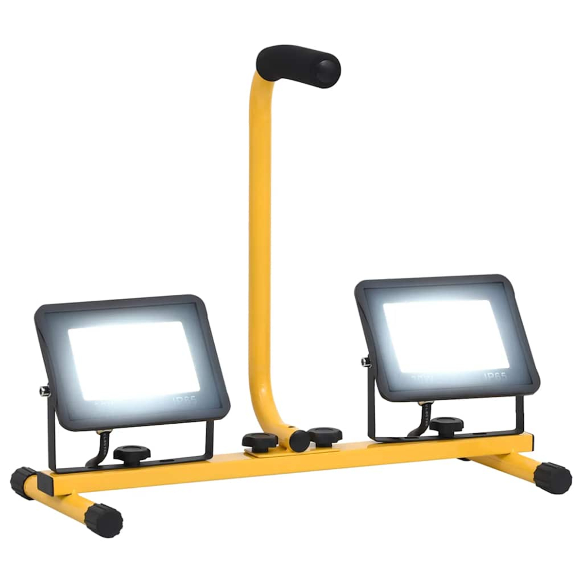 Ein gelbes Arbeitslicht mit zwei hellen, quadratischen Lampen und einem schwarzen Griff. Die Lampen sind abgewinkelt und stehen auf einem gelben Sockel.