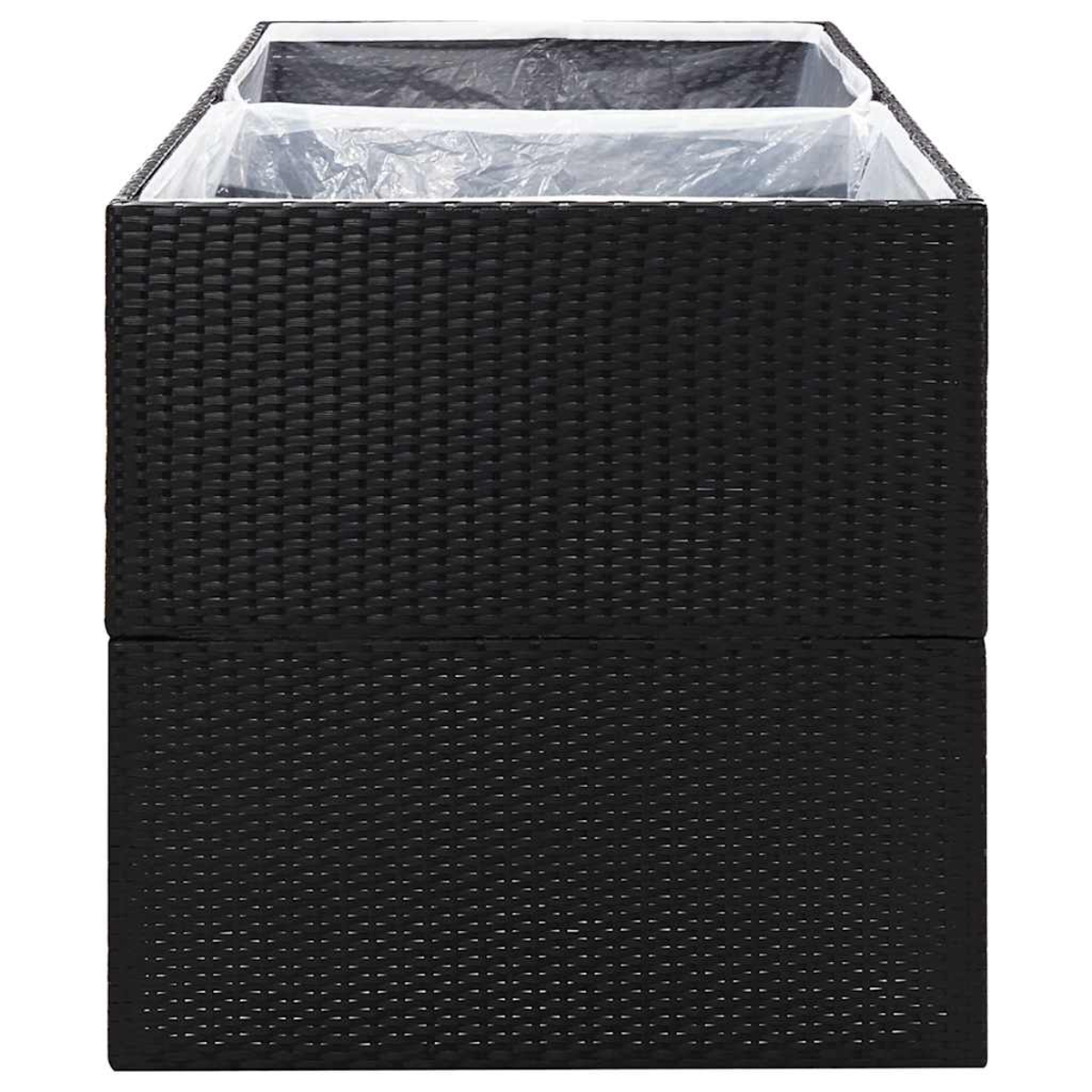 Ein schwarzer Korb-Pflanzkasten, rechteckig, mit sichtbarer, klarer Plastikfolie. Die Box besteht aus gewebtem Material.