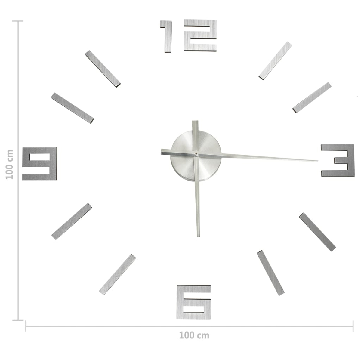 Eine moderne Uhr mit silbernen Ziffern und Zeigern. Die Zahlen 3, 6, 9 und 12 sind vorhanden. Die Uhr befindet sich vor weißem Hintergrund.