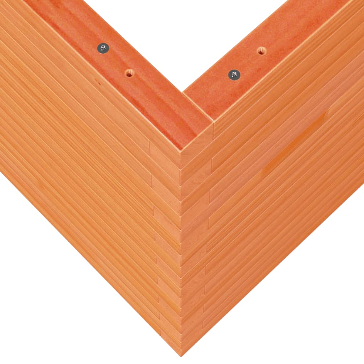 Nahaufnahme einer Holzecke. Zwei Bretter sind mit Schrauben verbunden. Das Holz hat eine rotbraune Farbe.