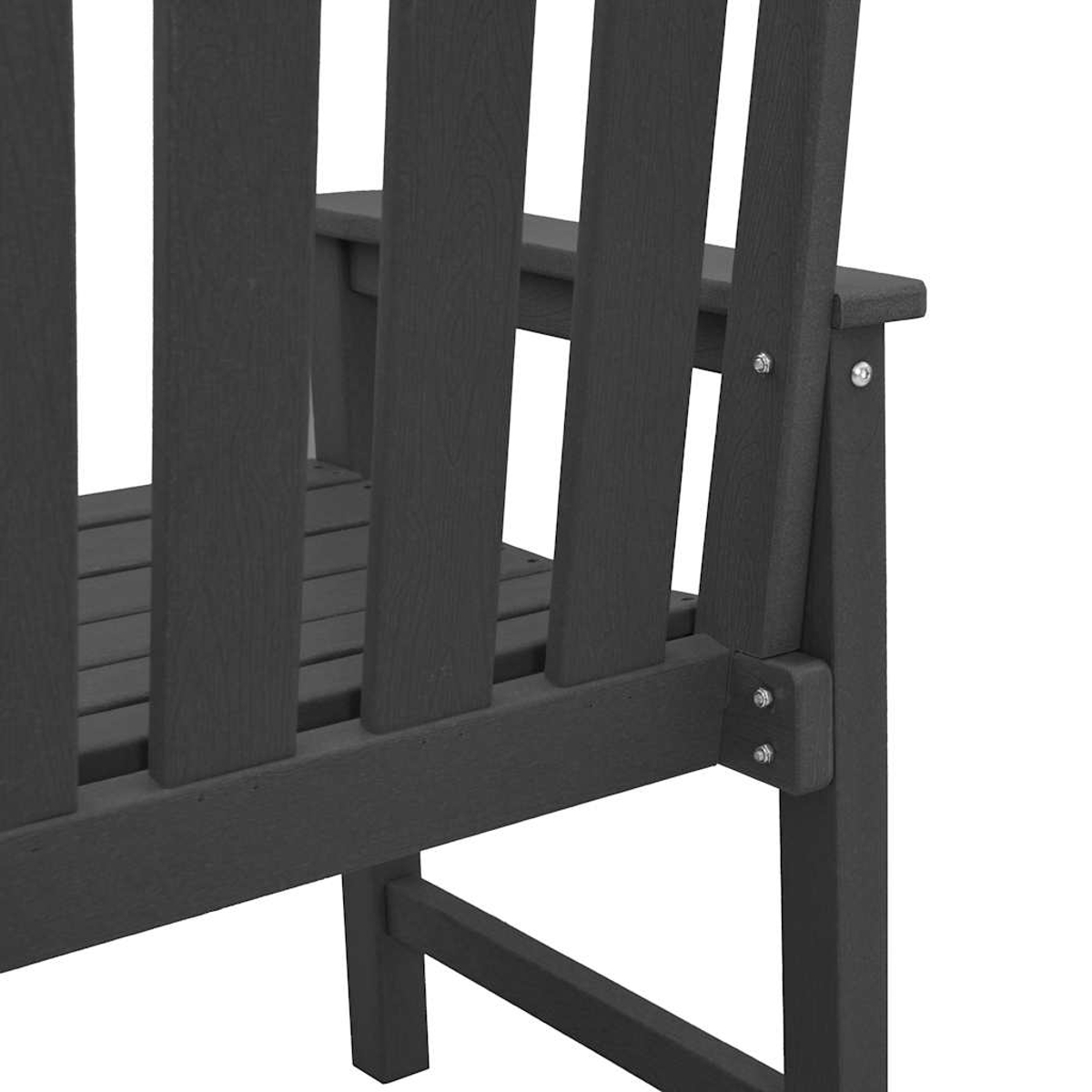 Primer plano de un banco de madera gris oscuro. Listones verticales forman el respaldo. Listones horizontales crean el asiento.