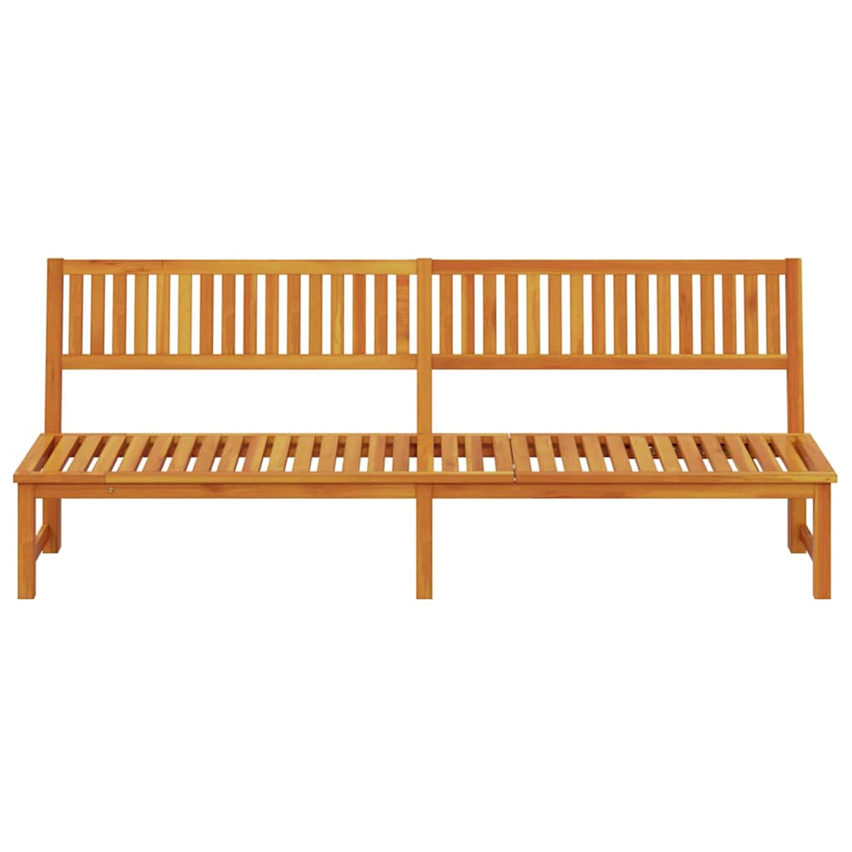 Eine Holzbank mit Lattenrost und Rückenlehne. Die Bank ist braun und steht auf weißem Hintergrund.