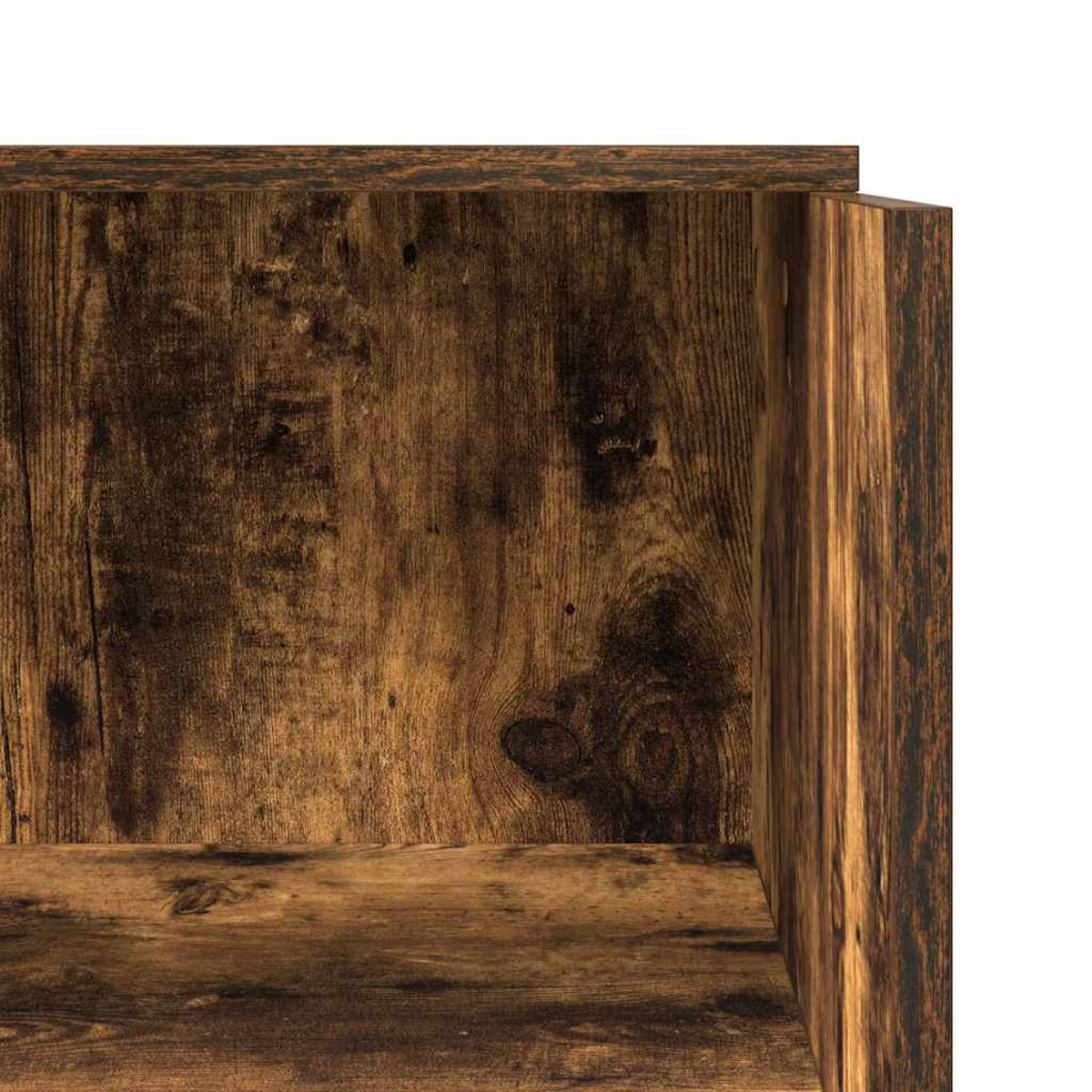 Nahaufnahme einer Holzeckschranke. Das Holz hat eine dunkelbraune Farbe mit sichtbaren Maserungen und Knoten. Weißer Hintergrund.