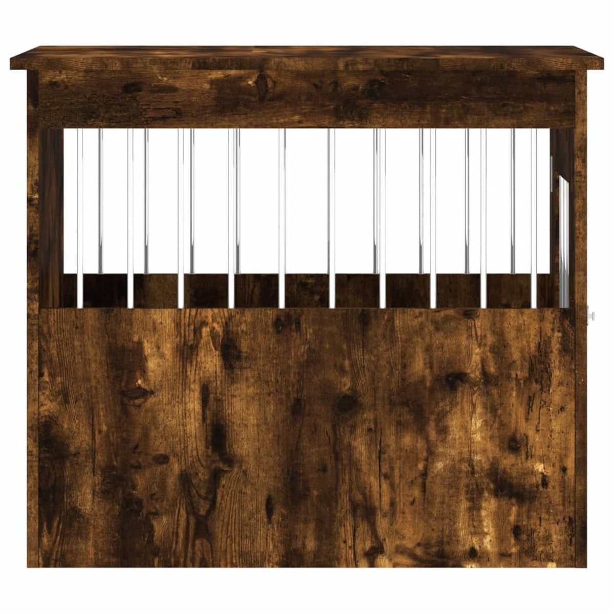 Holzschrank mit vertikalen Metallstäben. Der Schrank ist braun und hat eine Holzplatte und einen Sockel. Die Stäbe sind gleichmäßig verteilt.