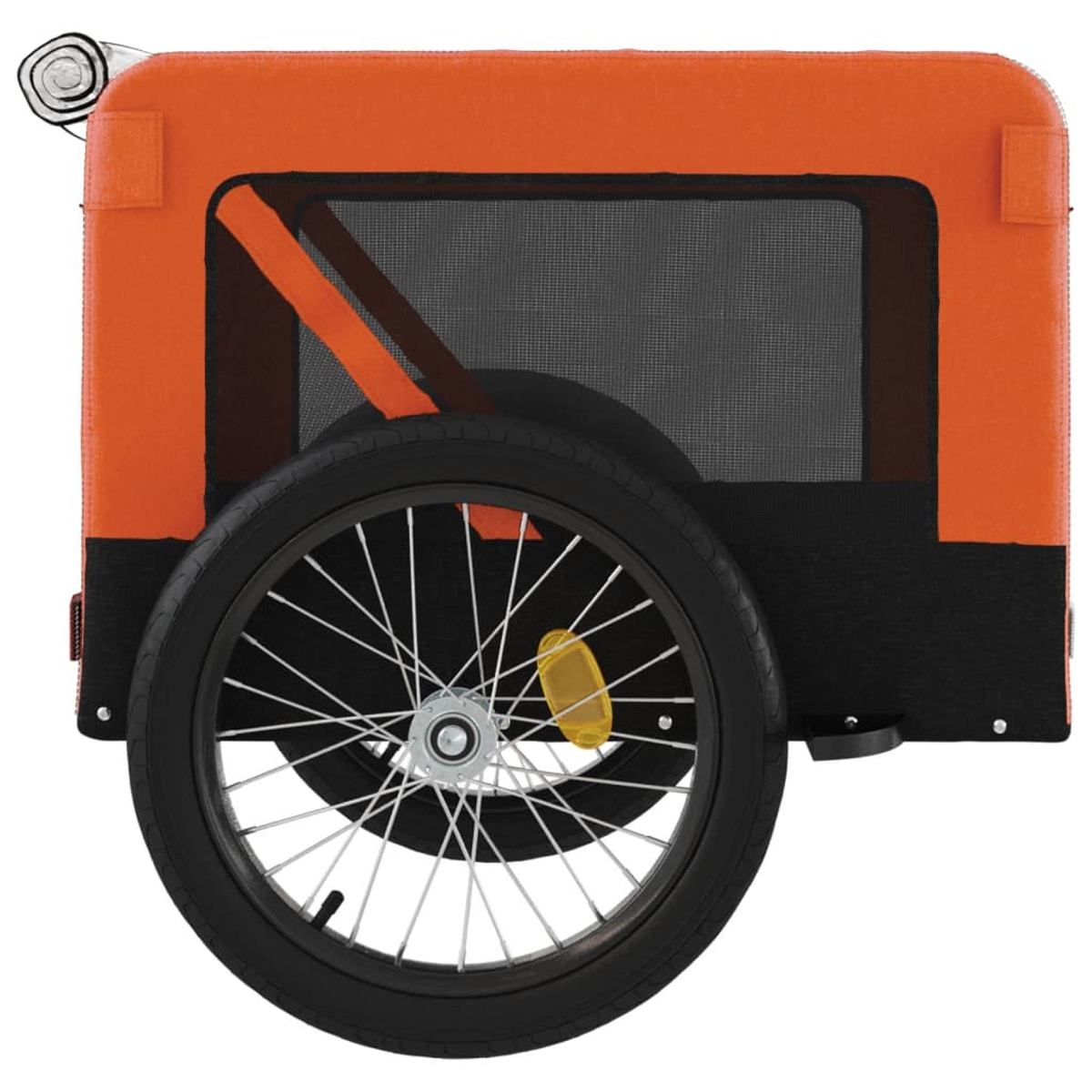 Ein orangefarbener und schwarzer Fahrradanhänger mit einem schwarzen Rad. Der Anhänger hat ein Netzfenster. Das Rad hat viele Speichen und einen gelben Reflektor.