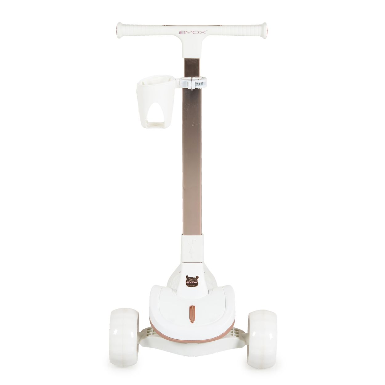 Ein weiß-brauner Roller mit drei Rädern. Er hat einen Becherhalter und der Markenname 'BYOX' ist sichtbar.