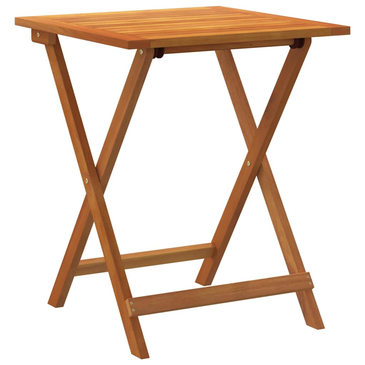 Ein hölzerner, quadratischer Klapptisch. Der Tisch ist braun und hat eine Lattenoberfläche. Die Beine kreuzen sich und sind ebenfalls braun.