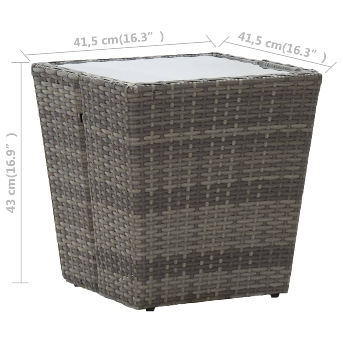 Ein quadratischer, grauer Rattan-Beistelltisch mit Glasplatte wird angezeigt. Die Abmessungen des Tisches sind angegeben.