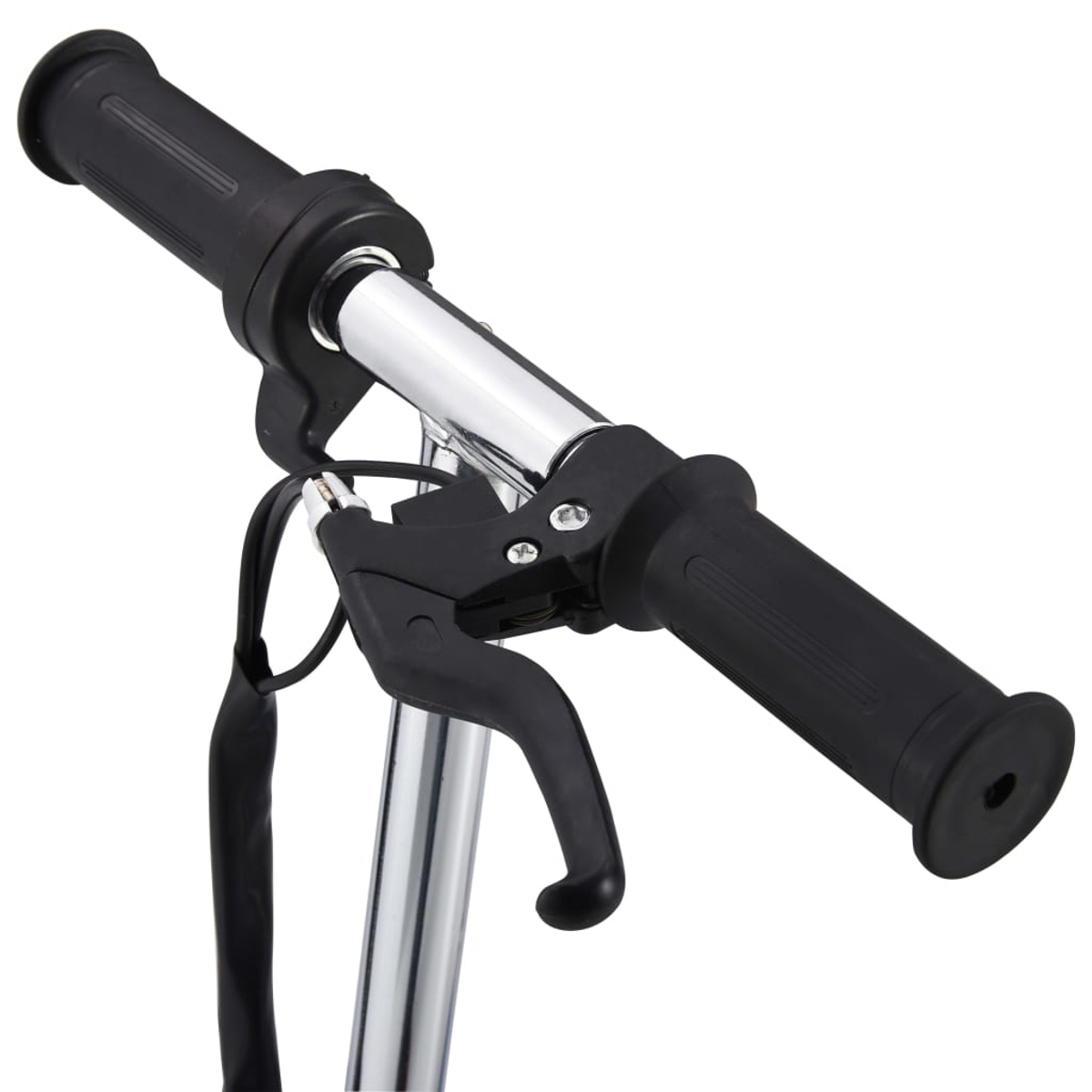 Nahaufnahme eines Rollerlenkers. Er hat schwarze Griffe, einen Bremshebel und eine glänzende Metallstange. Schwarzer Draht ist sichtbar.