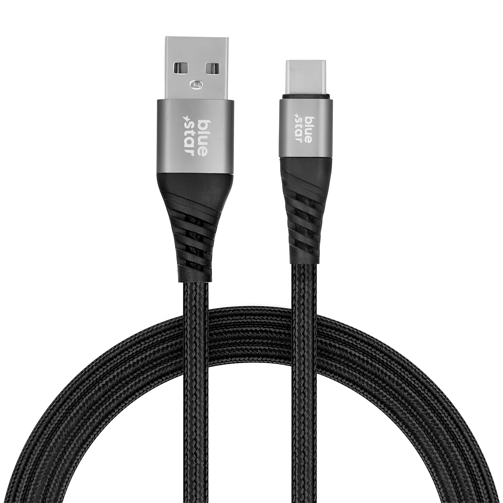 Due cavi USB neri con connettori argentati. Uno è USB-A, l'altro è USB-C. Entrambi hanno il logo 'blue star'.