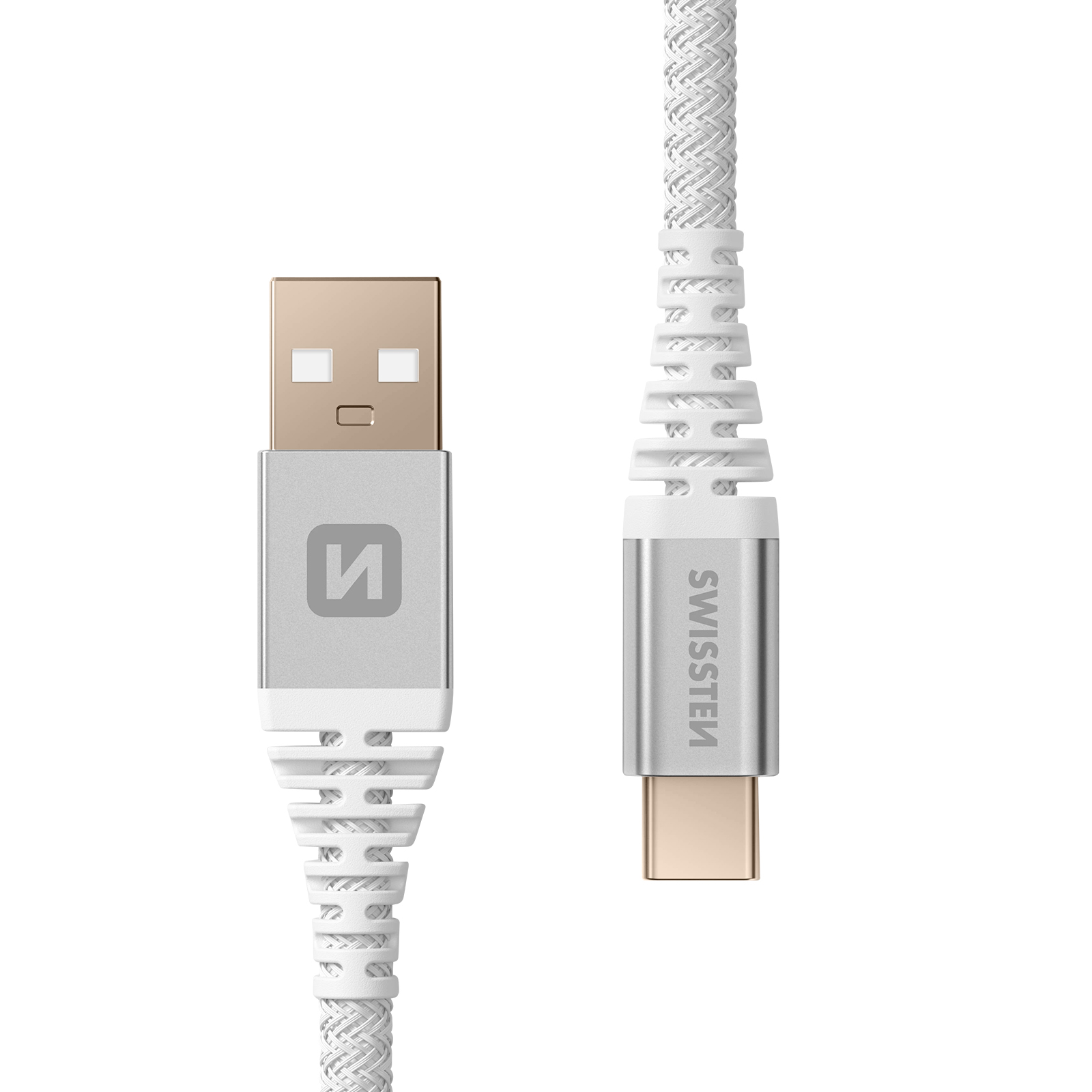 Un cavo USB bianco e argento con connettori USB-A e USB-C. Il cavo ha un design intrecciato ed è visibile il marchio Swisssten.