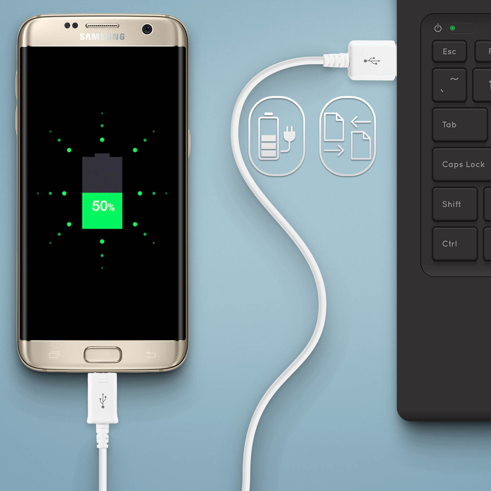 Un telefono Samsung dorato si sta caricando con un cavo USB bianco. La batteria mostra il 50%. Un laptop è a destra.