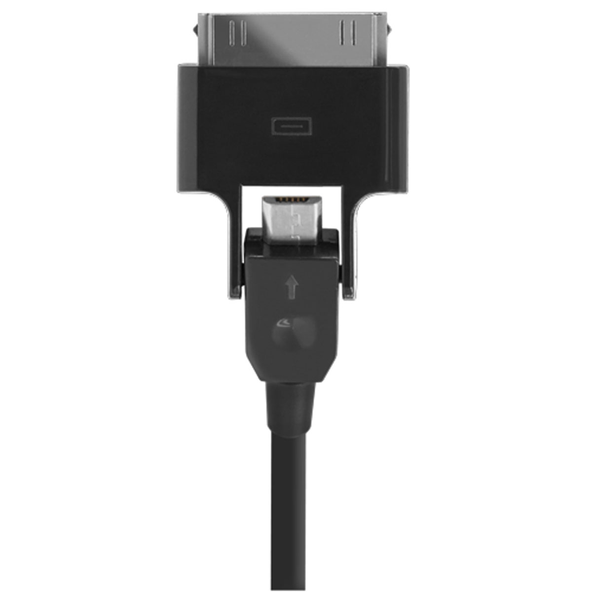 Un adattatore per cavo di ricarica nero con connettore Lightning e connettore USB-C. Il cavo è orientato verticalmente.