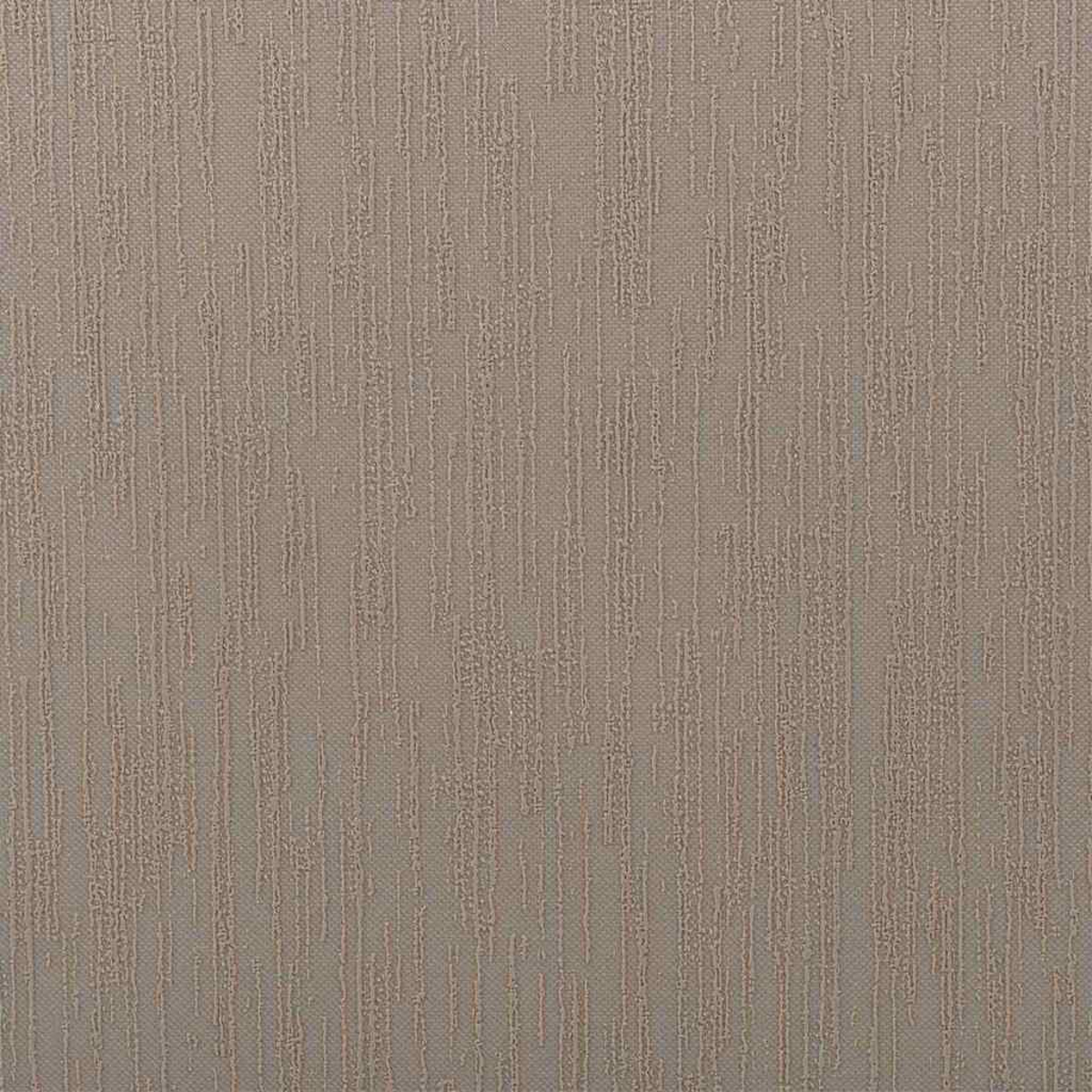 Primo piano di un tessuto beige. Linee verticali di diverso spessore e consistenza creano una superficie strutturata.