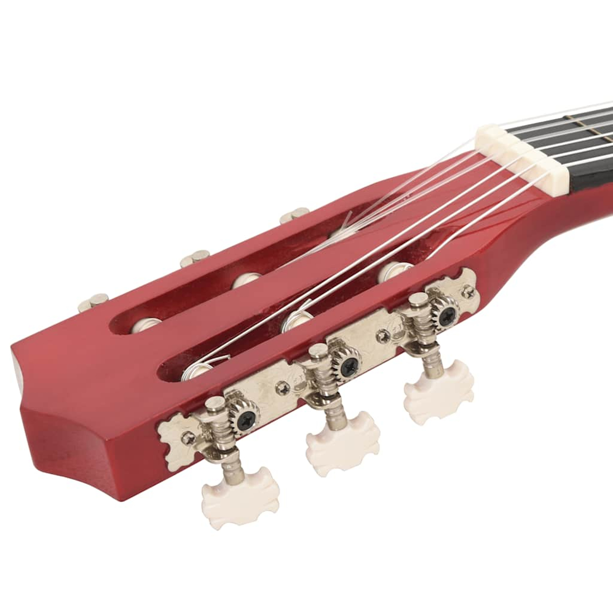 Nahaufnahme einer roten Gitarrenkopfplatte. Silberne Stimmwirbel mit weißen Knöpfen sind sichtbar, zusammen mit Saiten und einem weißen Sattel.