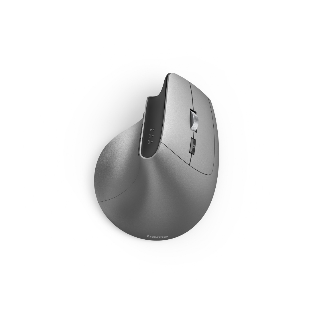 Un mouse verticale argentato su sfondo bianco. Ha una rotellina, un pulsante DPI e il logo Hama è visibile.