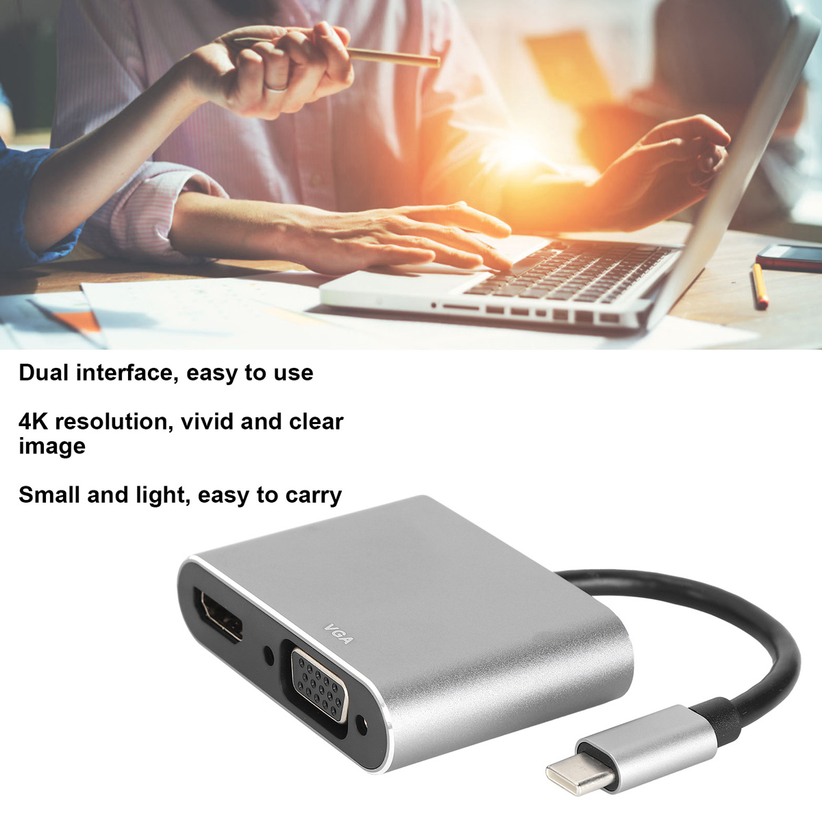 Ein Adapter mit HDMI-, VGA- und USB-C-Anschlüssen wird gezeigt. Im Hintergrund arbeiten Personen an einem Laptop.