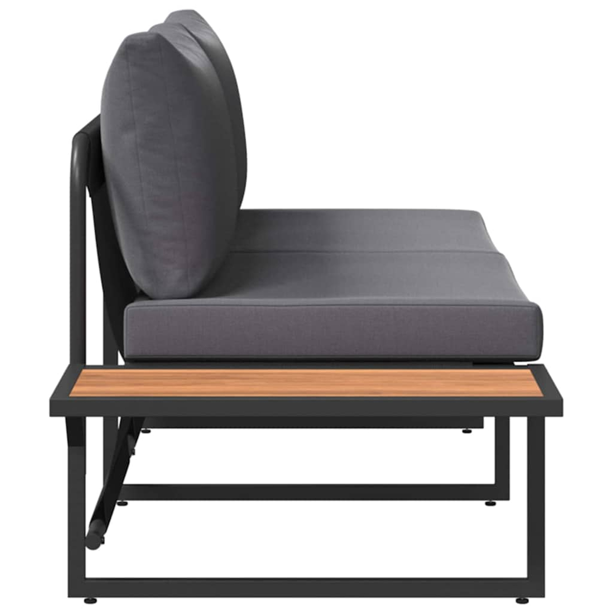 Seitenansicht eines grauen Outdoor-Sofas mit einem Holztisch. Das Sofa hat zwei Kissen und ein Metallgestell. Der Tisch befindet sich darunter.