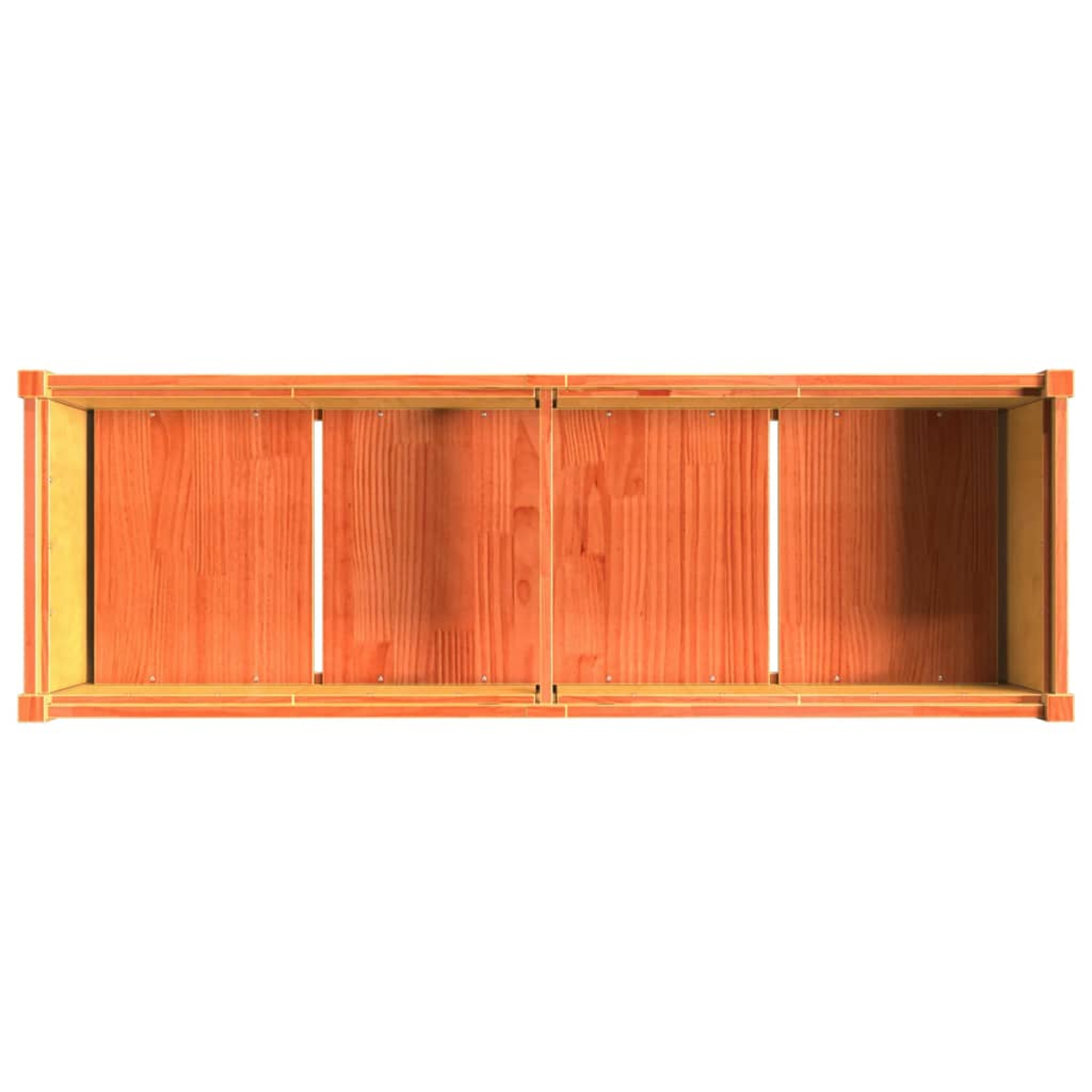 Draufsicht auf zwei verbundene, leere Holzkisten. Die Kisten sind orange-braun mit sichtbarer Holzmaserung. Weißer Hintergrund.