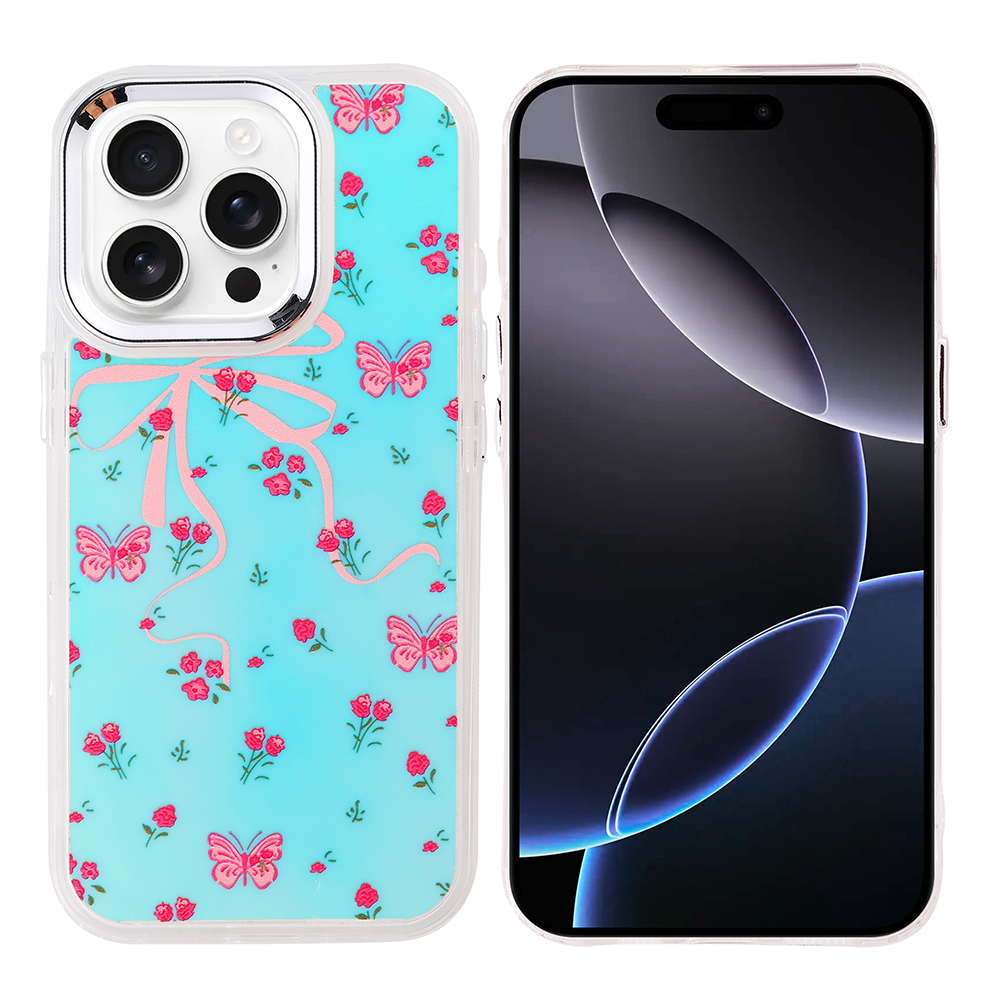 Mavi arka planlı, pembe kelebekli, güllü ve kurdele tasarımlı telefon kılıfı. Sağdaki telefon siyah bir ekran gösteriyor.