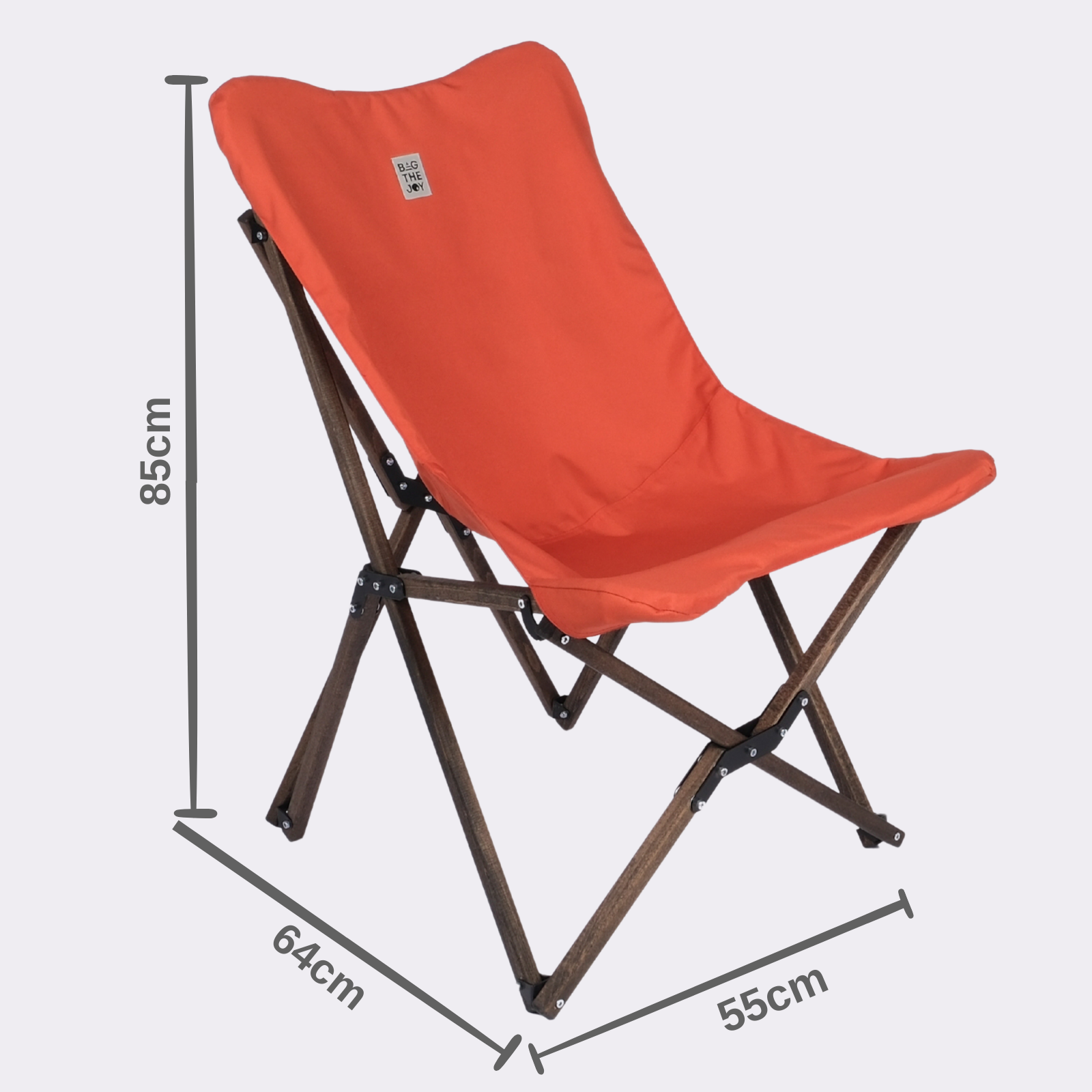 Ahşap çerçeveli turuncu kelebek sandalye. Boyutları: 85cm yüksekliğinde, 64cm genişliğinde ve 55cm derinliğinde.