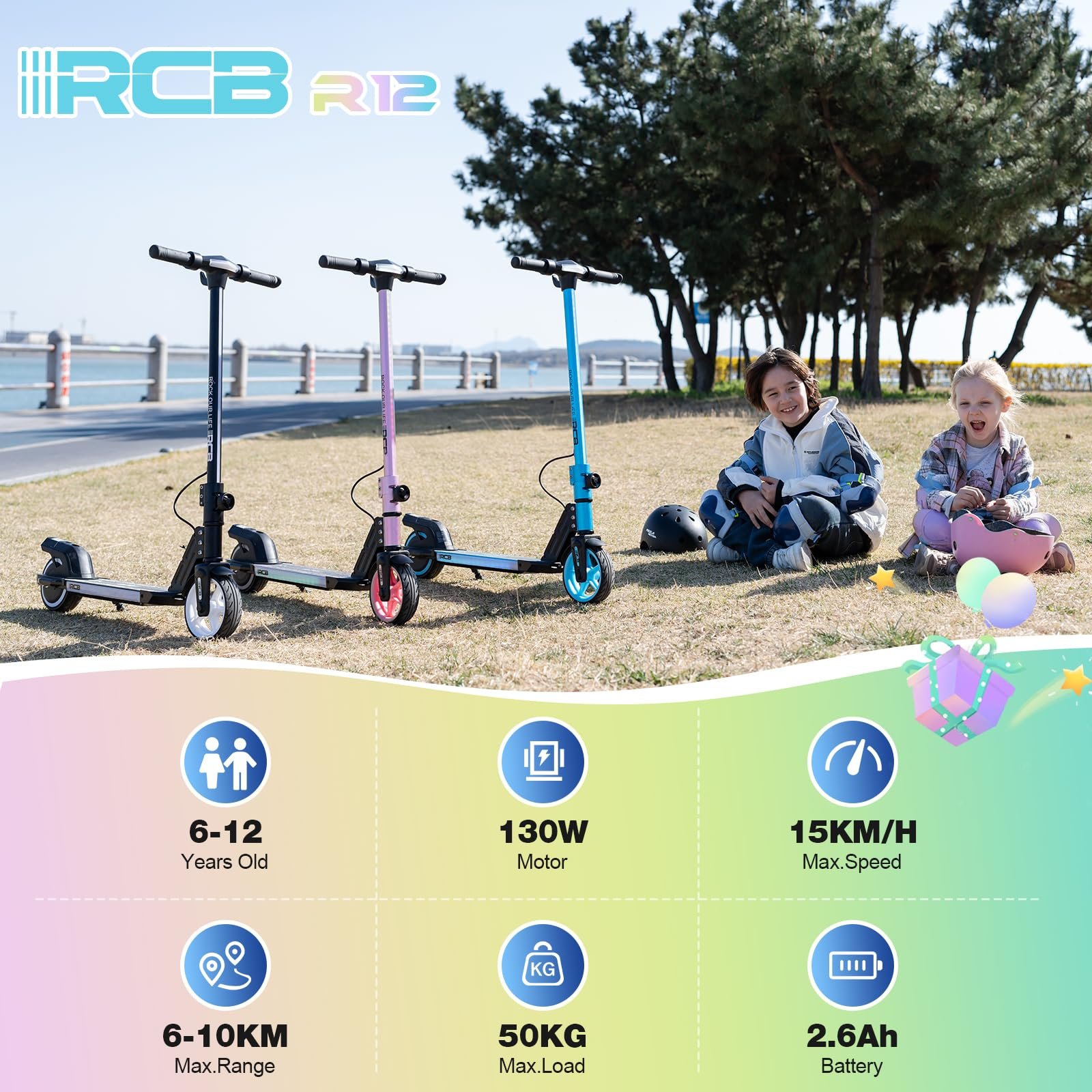Trois scooters avec des enfants dans un parc. Les spécifications incluent le moteur, la vitesse, l'autonomie, la charge et la capacité de la batterie.