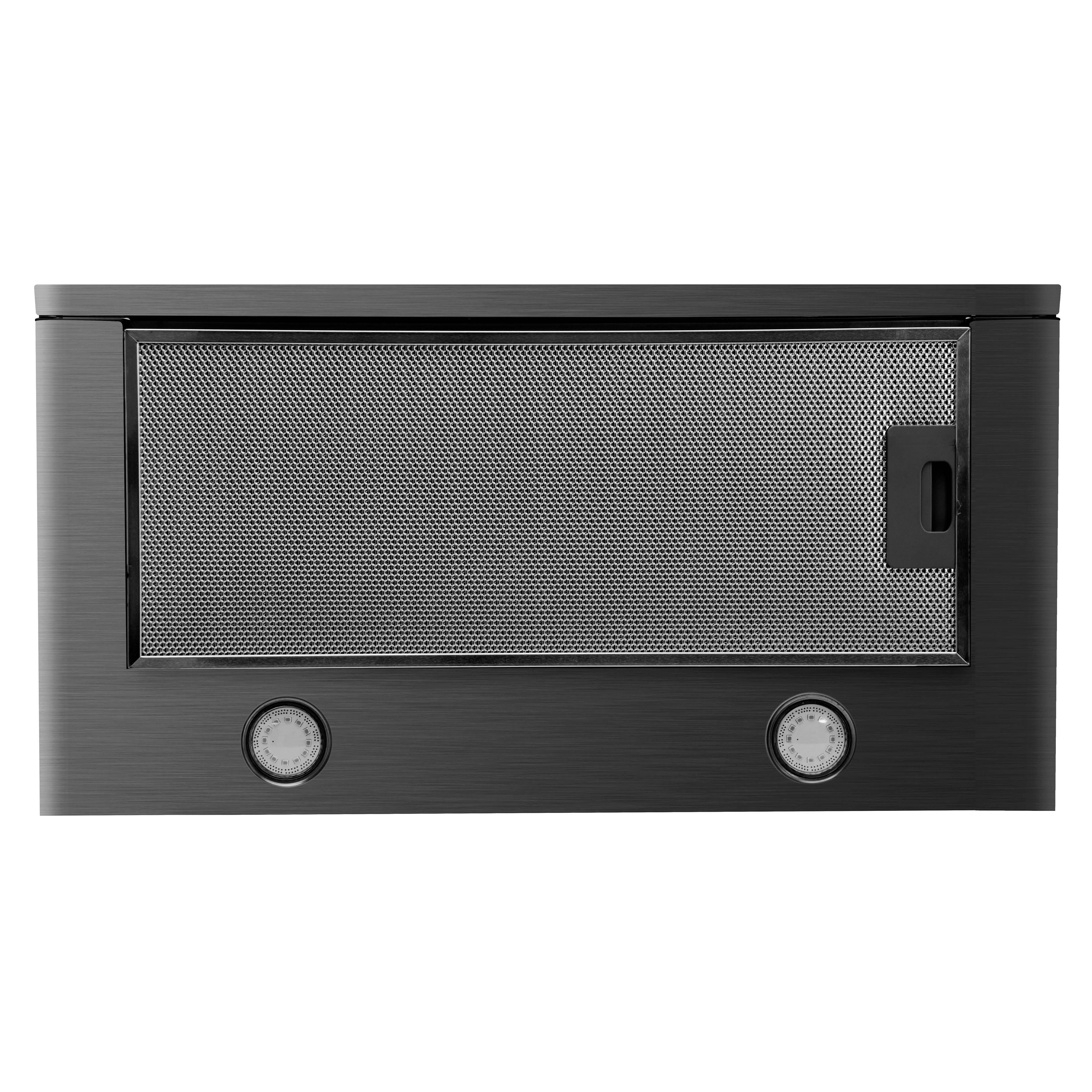 Une hotte noire avec un filtre en maille métallique et deux lumières rondes, isolée sur fond blanc.