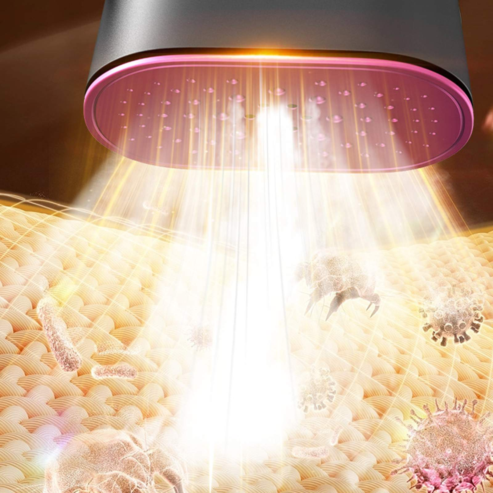 Ein Gerät strahlt Licht auf Stoff, das Mikroorganismen zeigt. Das Gerät ist silber und rosa. Lichtstrahlen zerstören Keime.