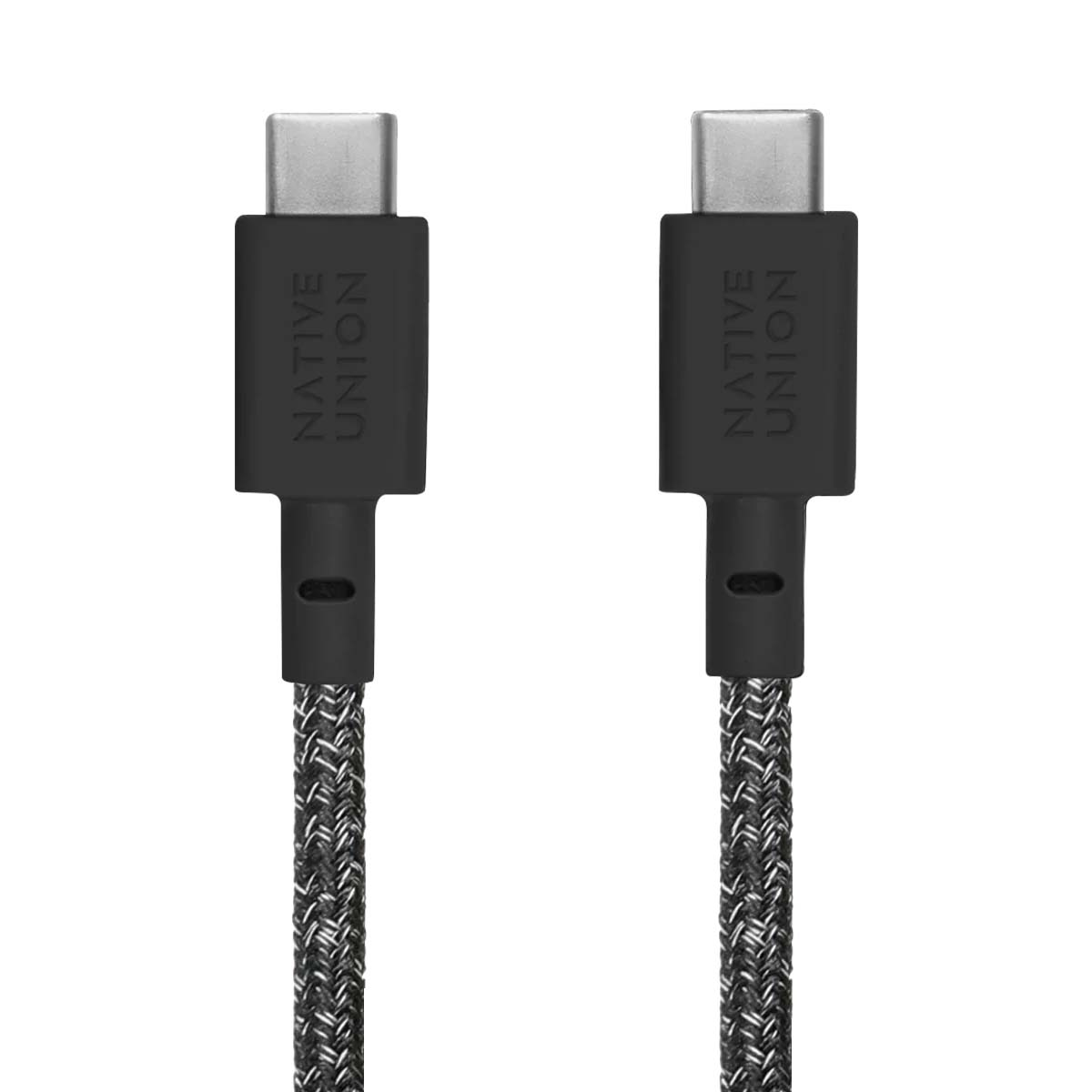 Due cavi USB-C neri Native Union con cavi intrecciati grigi e neri su sfondo bianco.