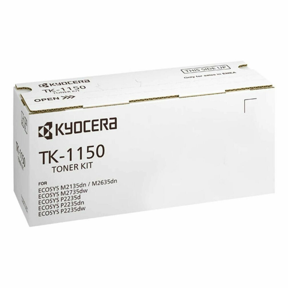 Una scatola di toner Kyocera TK-1150. Scatola bianca con testo nero. La scatola dice 'This Side Up'. La scatola è bianca.