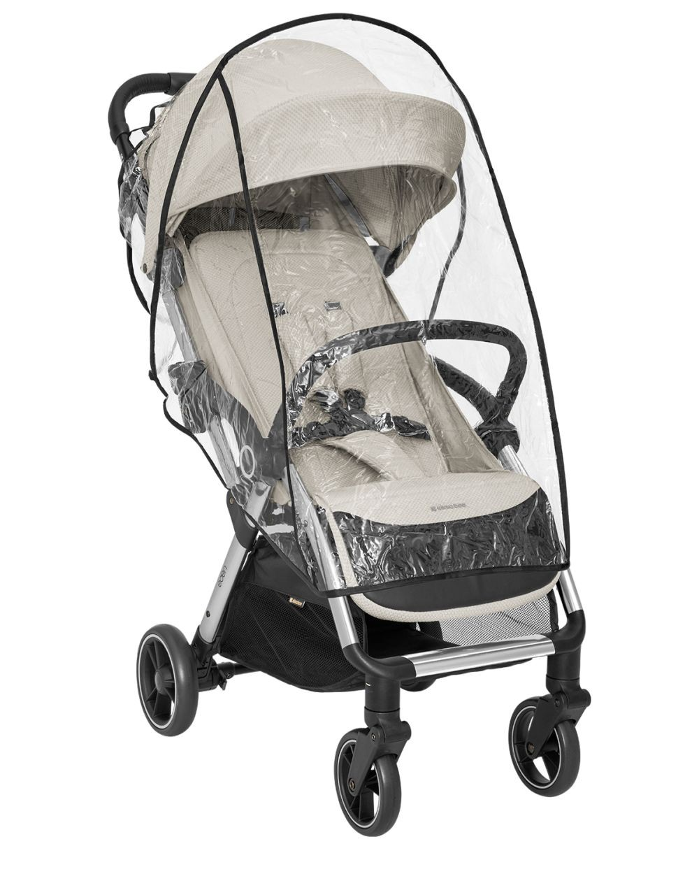 Ein beiger Kinderwagen mit transparentem Regenschutz. Er hat einen schwarzen Griff, Räder und einen Netzstauraum unter dem Sitz.