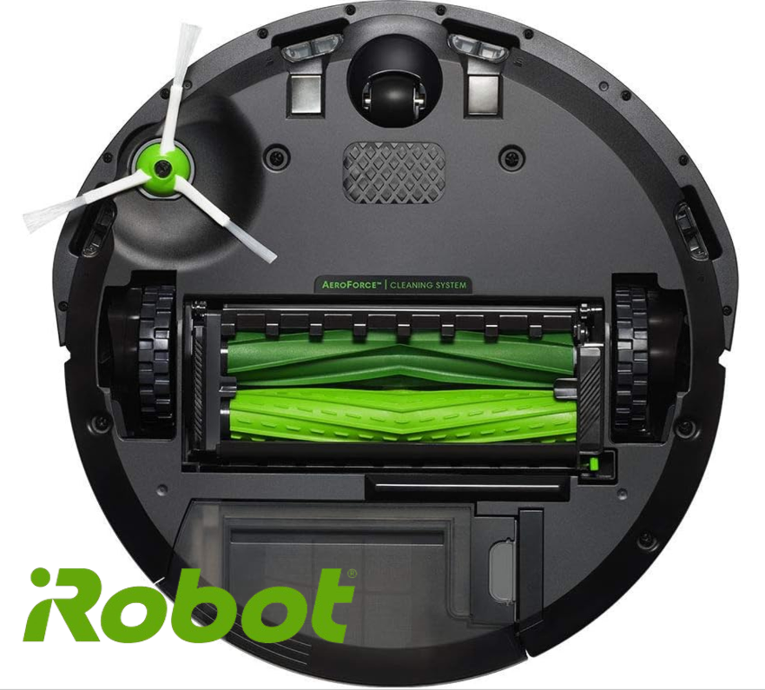 Parte inferior de aspiradora robot. Negro con cepillo y rodillo verdes. La palabra Robot en verde está abajo a la izquierda.