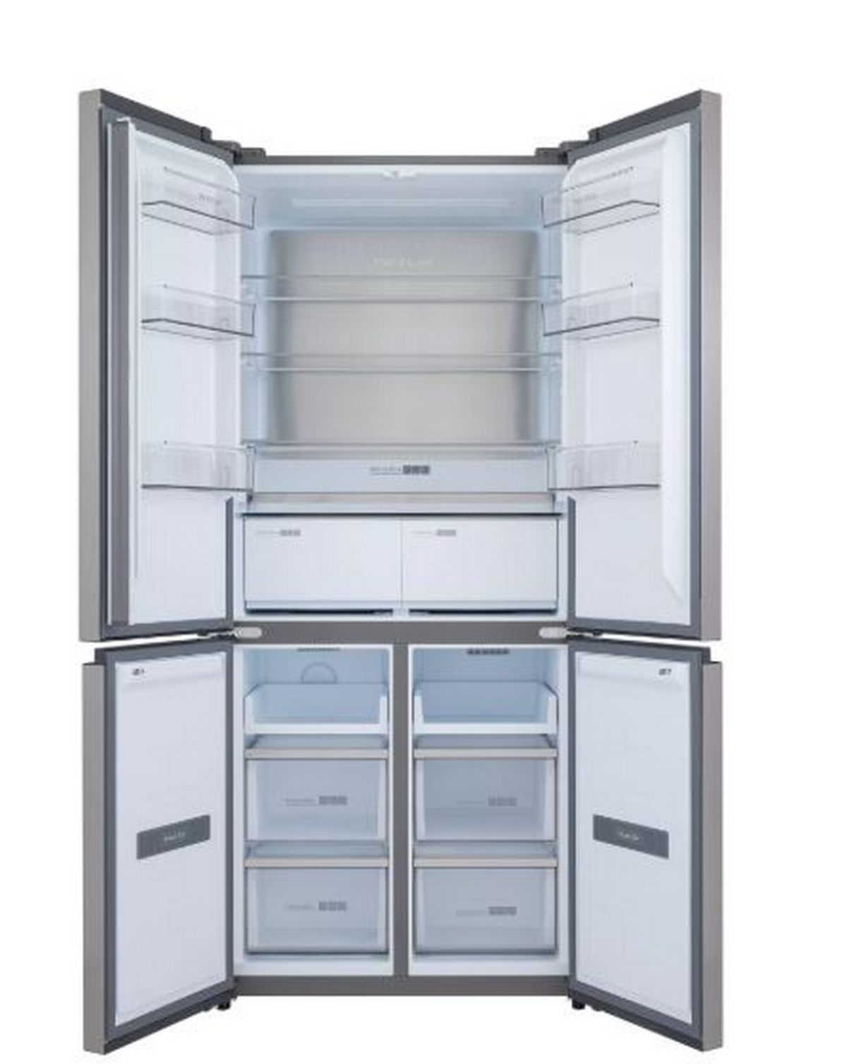 Un refrigerador de acero inoxidable con todas las puertas abiertas, revelando estantes, cajones y compartimentos interiores. El refrigerador está vacío y limpio.