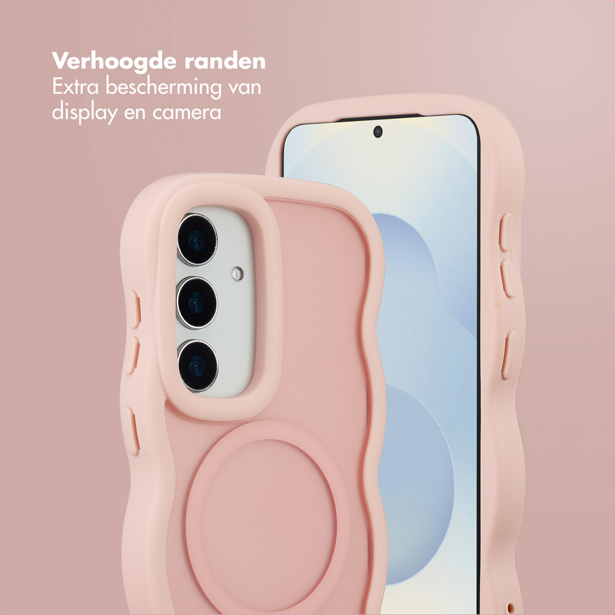 Een roze telefoonhoesje met een telefoon erin. De hoes heeft een golvend ontwerp en beschermt het scherm en de camera.