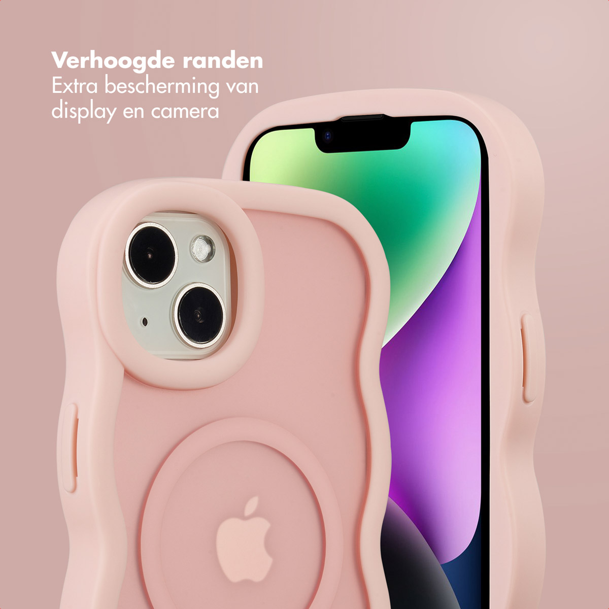 Een roze telefoonhoesje met verhoogde randen beschermt een telefoon. De telefoon heeft een kleurrijk scherm. Een Apple-logo is zichtbaar op de hoes.