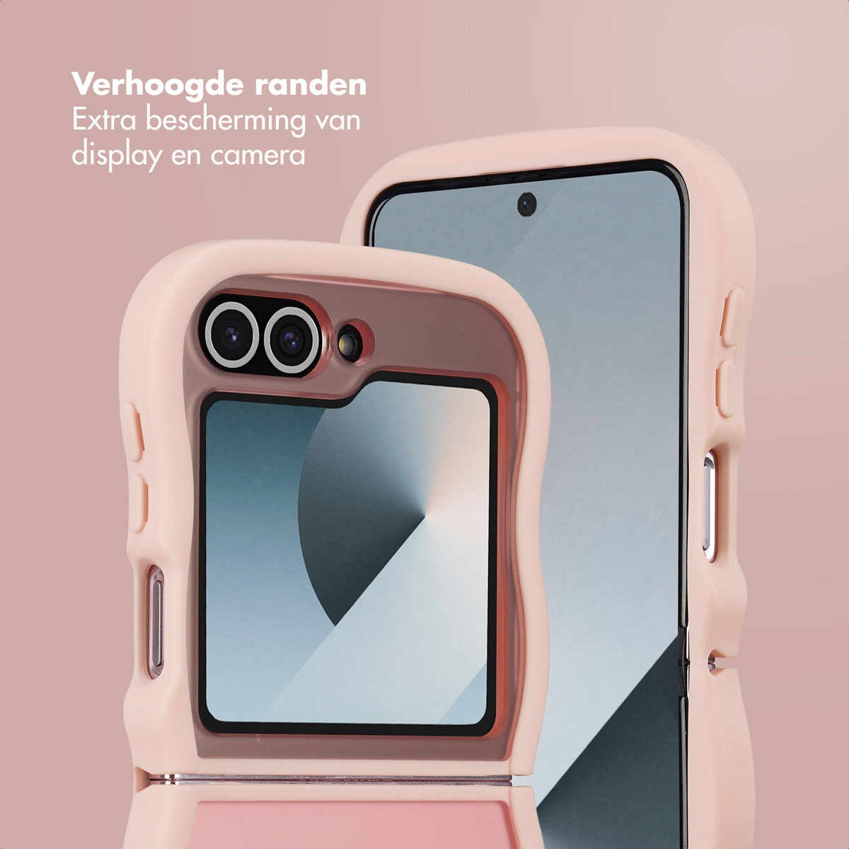 Deux étuis de téléphone, un plié et un ouvert, en rose. Les étuis sont conçus pour protéger l'écran et l'appareil photo. Le fond est rose.