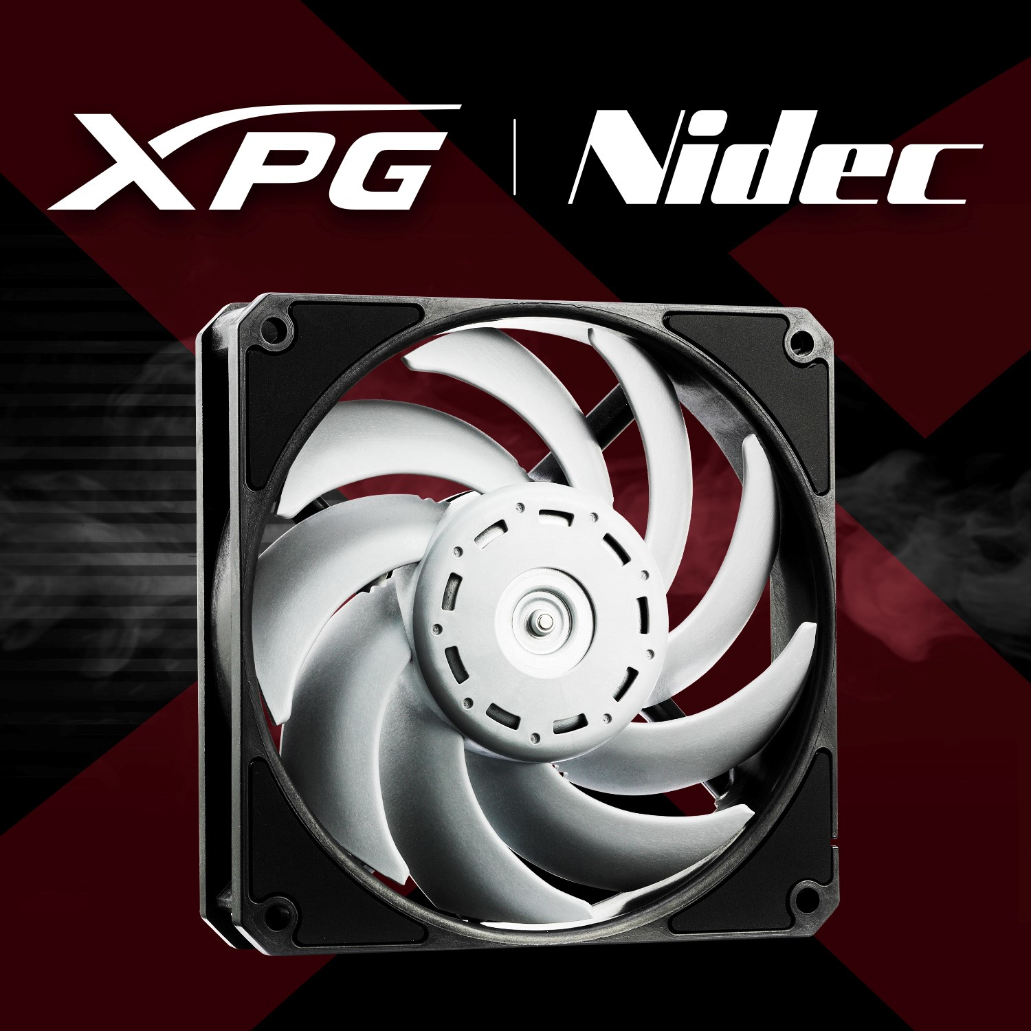 Un ventilador de computadora con aspas blancas está centrado. El fondo es negro y rojo con los logos XPG | Nidec en blanco.