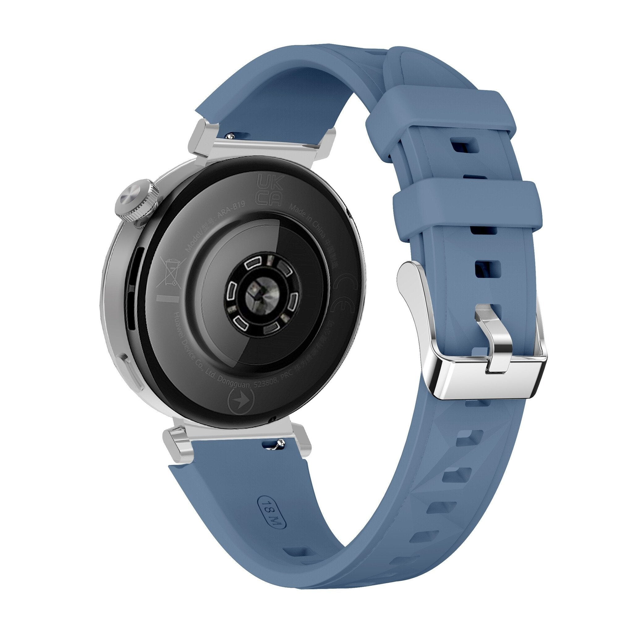 Eine silberne Smartwatch mit blauem Armband. Die Rückseite der Uhr ist sichtbar und zeigt Details und Text.