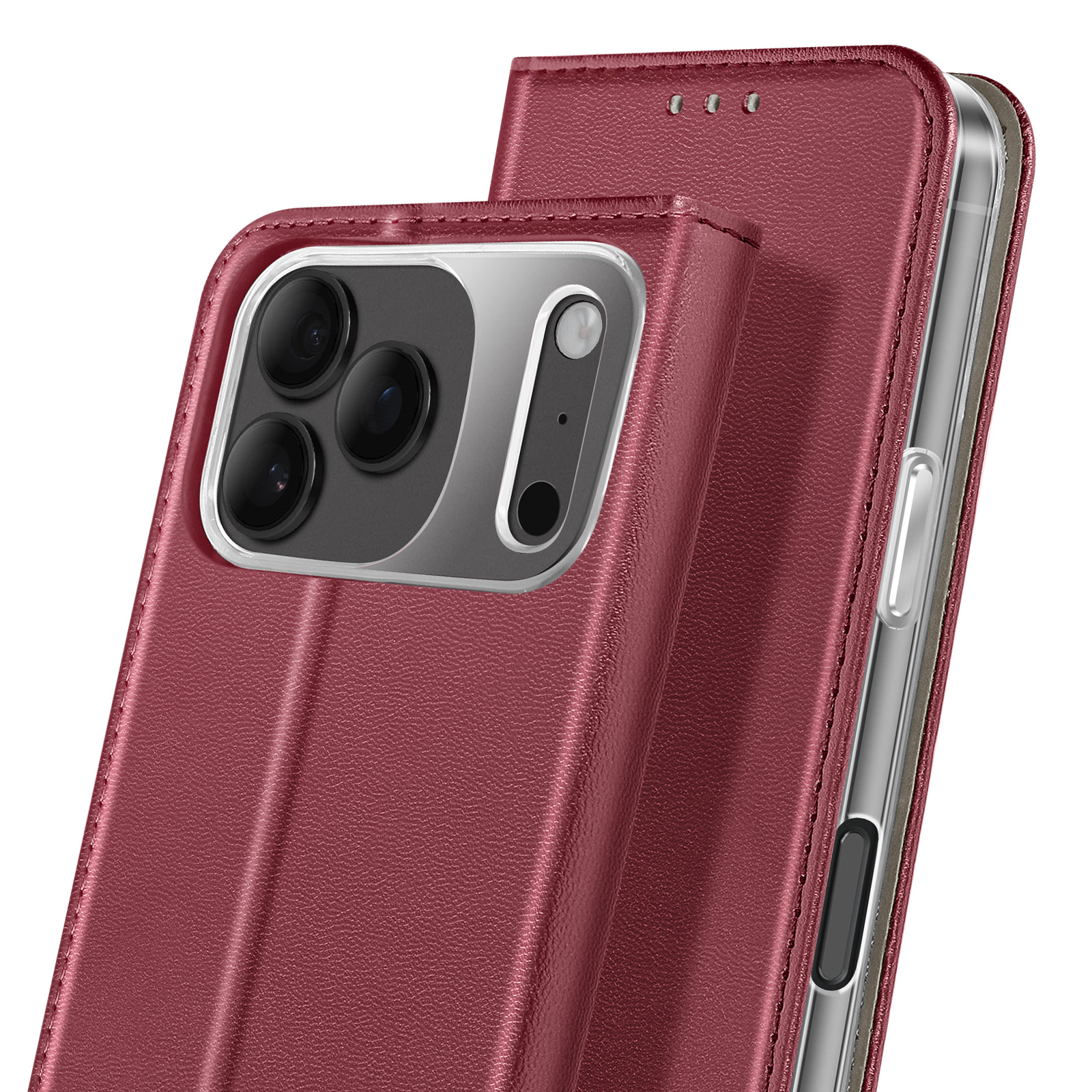 Una custodia per telefono bordeaux è aperta, rivelando il modulo fotocamera di un telefono. La custodia ha una finitura strutturata.