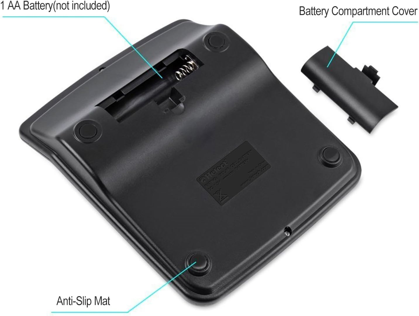 Schwarze Taschenrechner-Rückseite mit offenem Batteriefach, Abdeckung und Anti-Rutsch-Matten. Zeigt Platz für eine AA-Batterie.