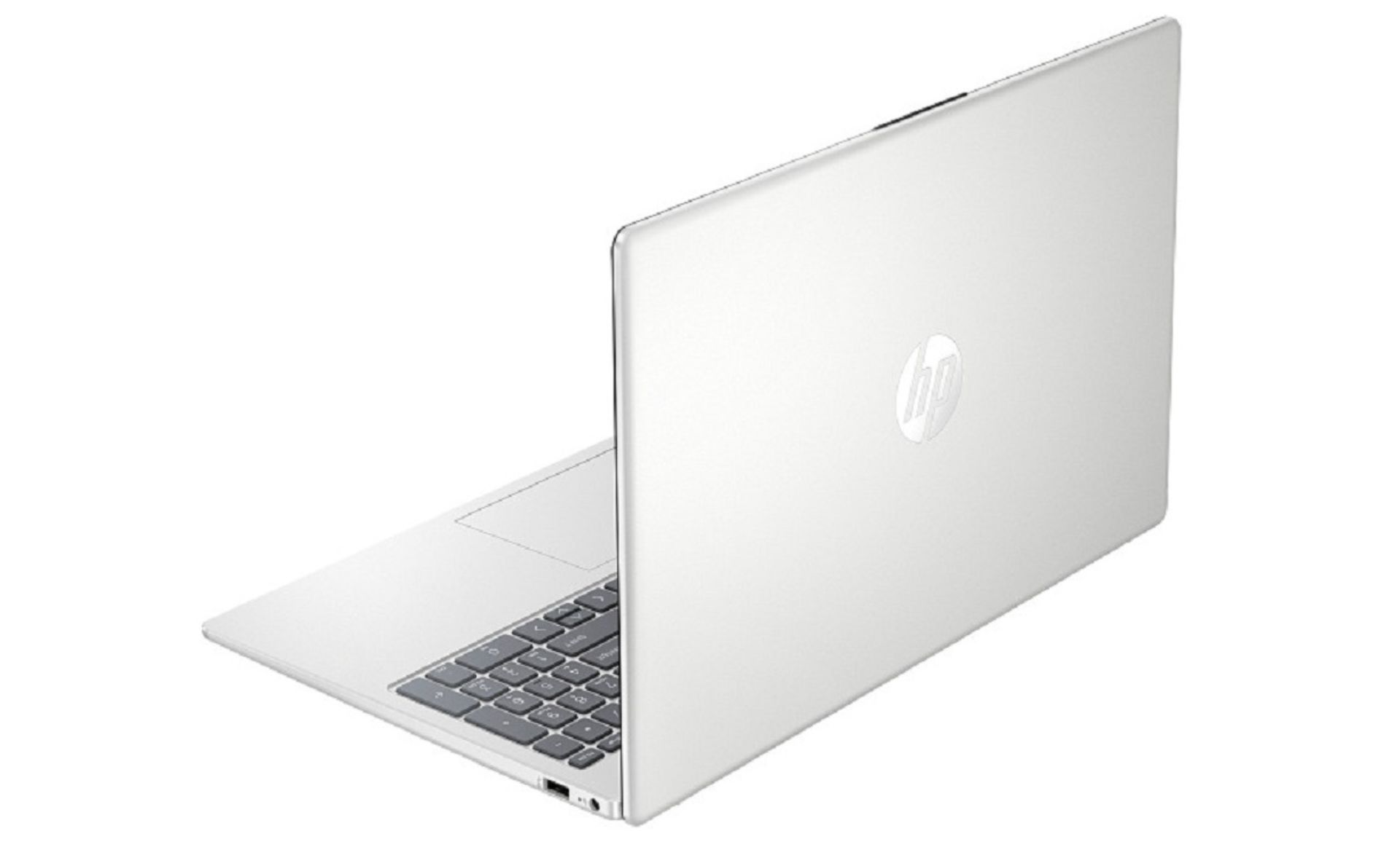 Ein silberner HP-Laptop, in einem Winkel geöffnet. Die Tastatur ist sichtbar. Das HP-Logo befindet sich auf der Rückseite des Bildschirms.