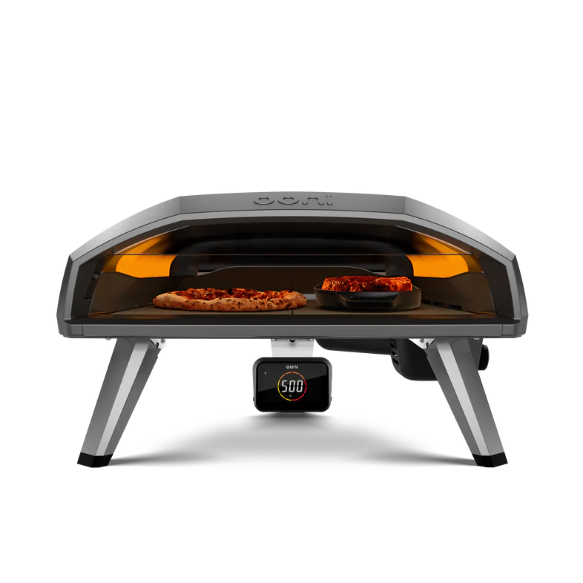 Ein grauer Pizzaofen mit Pizza und Fleisch im Inneren. Eine Digitalanzeige zeigt 500 Grad.