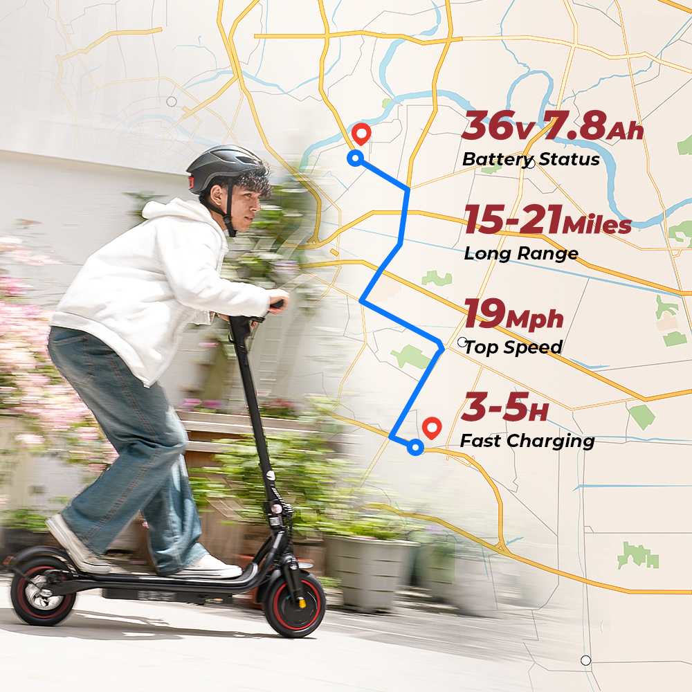 Una persona guida un monopattino elettrico. Una mappa sullo sfondo mostra un percorso con stato della batteria, autonomia, velocità e tempo di ricarica.