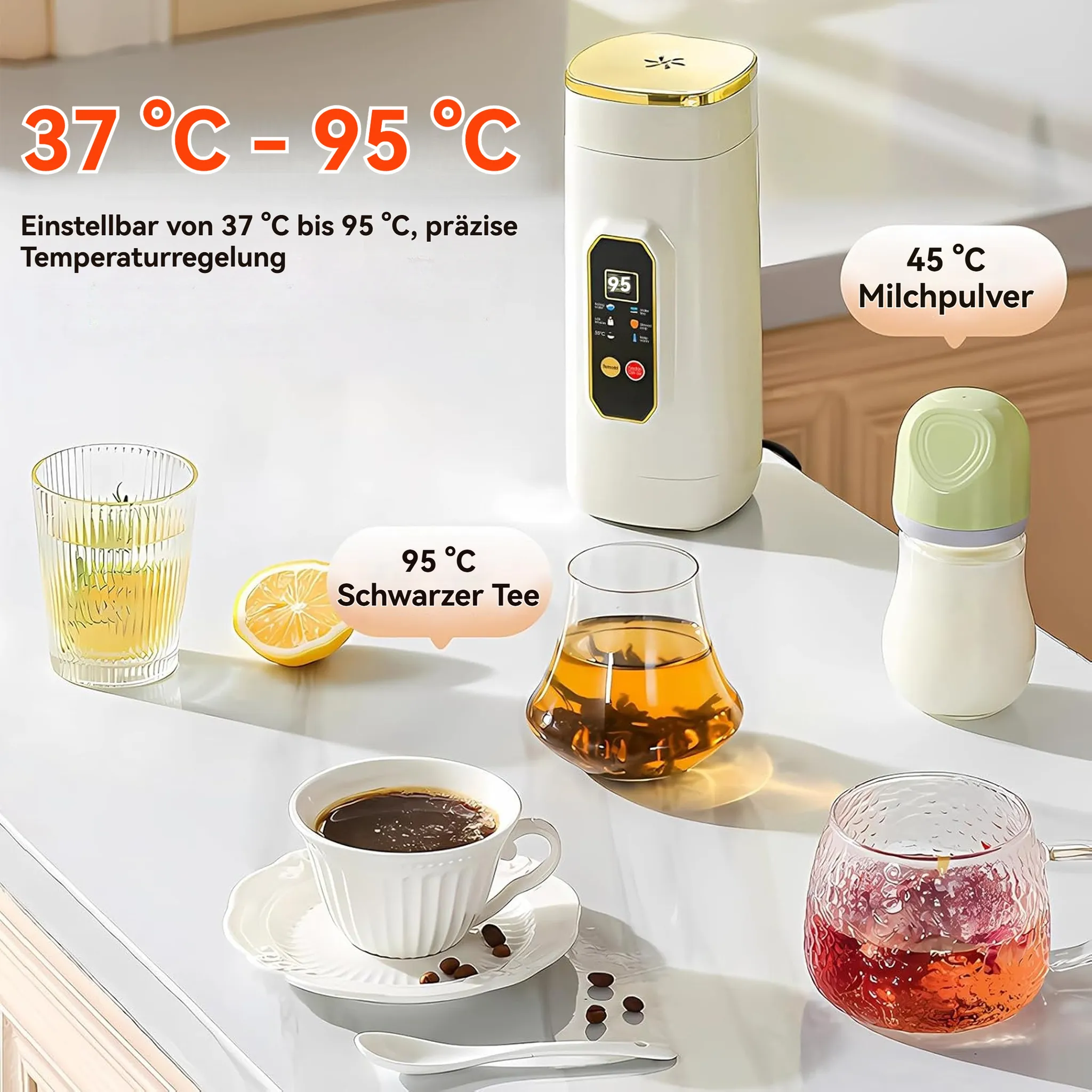 Ein weißer Wasserkocher mit Digitalanzeige, verschiedene Getränke in Gläsern und Temperaturangaben.