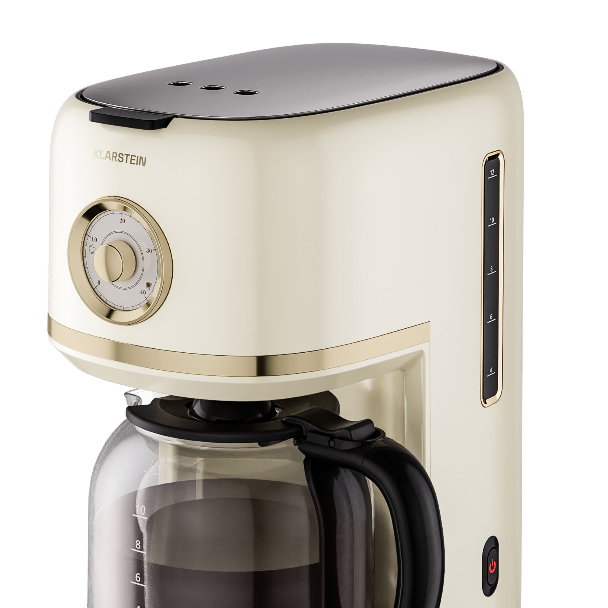 Cremefarbene Kaffeemaschine. Merkmale: goldfarbenes Zifferblatt, schwarzer Griff und Wasserstandsanzeige. Transparente Karaffe mit dunkler Flüssigkeit.
