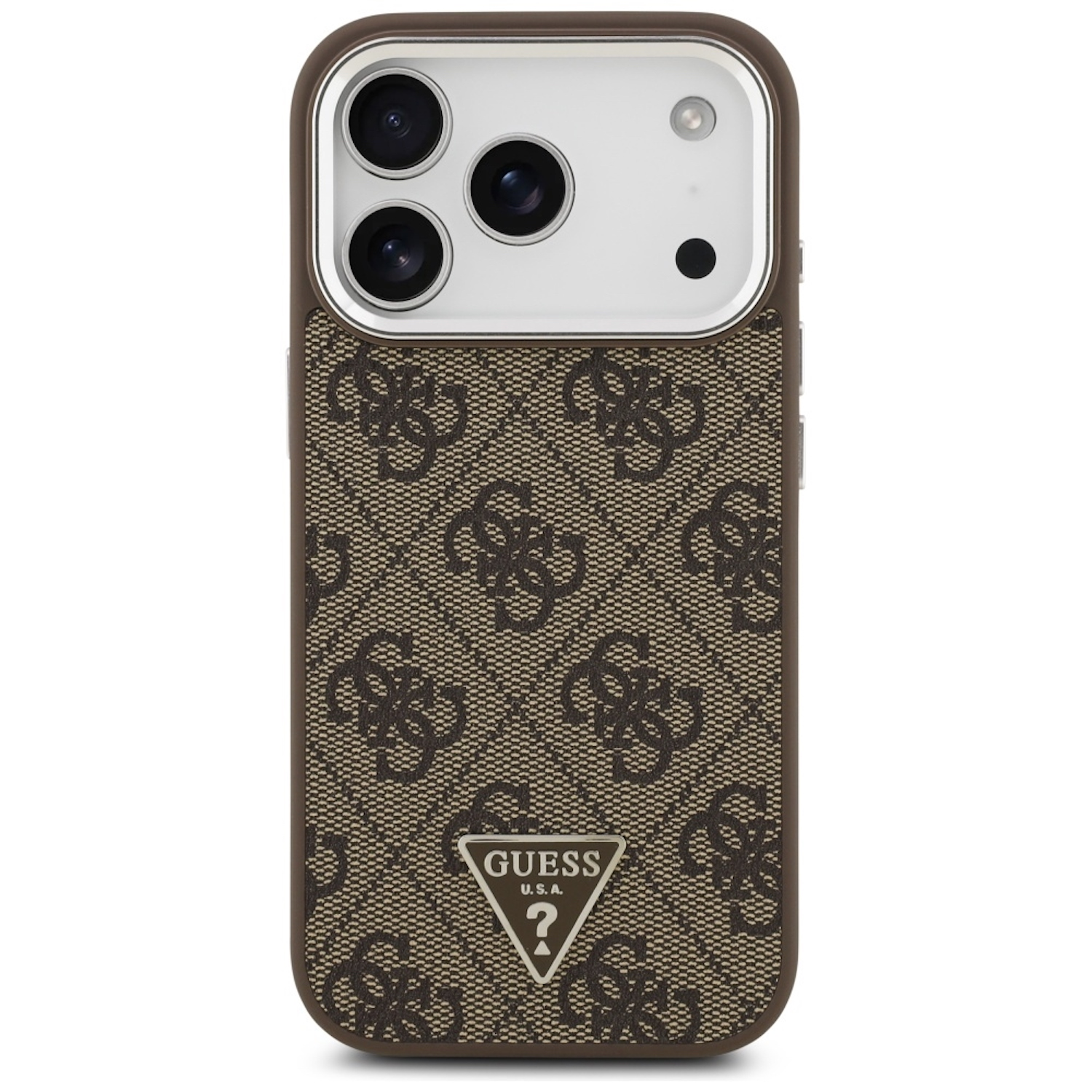 Eine braune Handyhülle mit dem Guess-Logo. Die Hülle hat ein Muster mit dem Guess-Logo und das Kameramodul ist sichtbar.