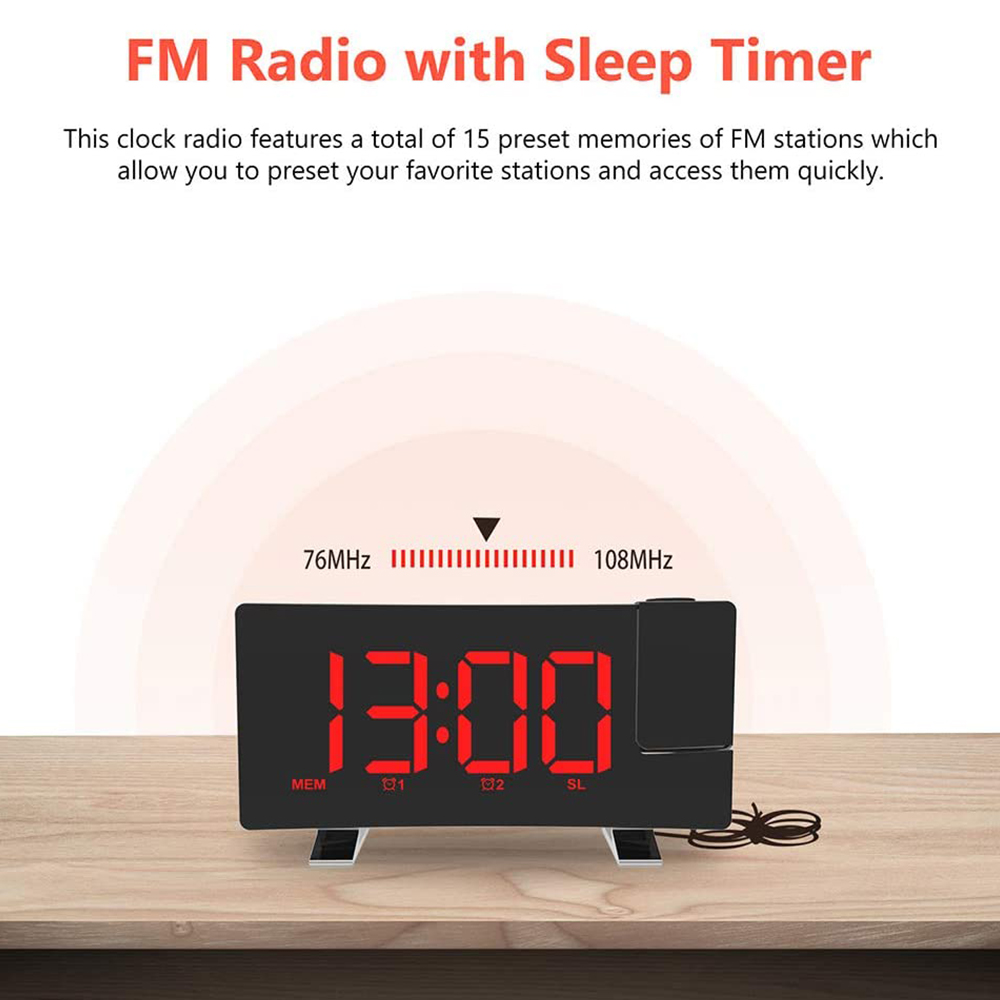 Ein UKW-Radio mit Sleep-Timer. Die Uhr zeigt 13:00 in Rot an. Im Vordergrund befindet sich eine Holzoberfläche. Weißer Hintergrund.