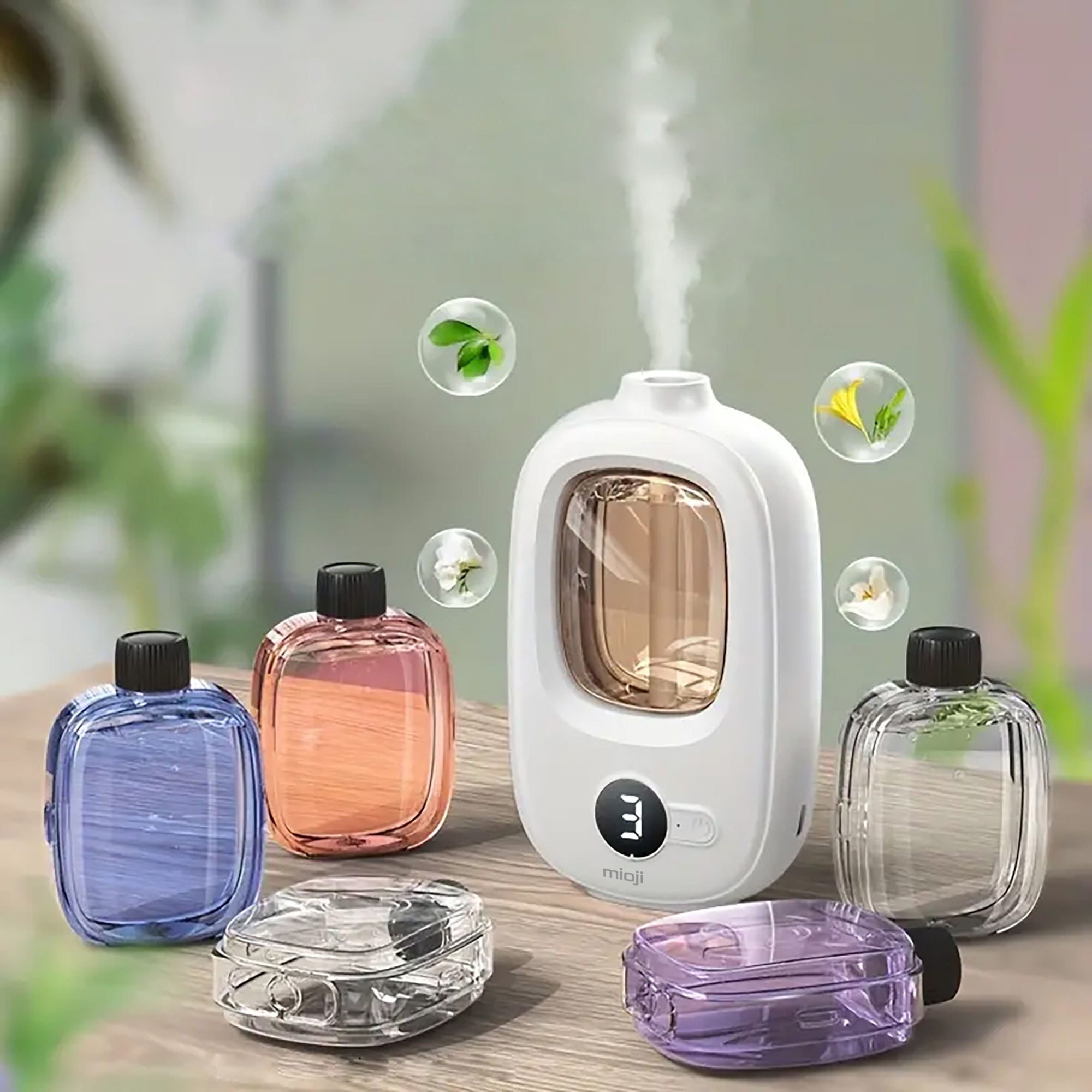 Çeşitli renklerde aroma şişeleri ve bitki ve çiçek içeren kabarcıklarla çevrili, buharlı beyaz bir difüzör.