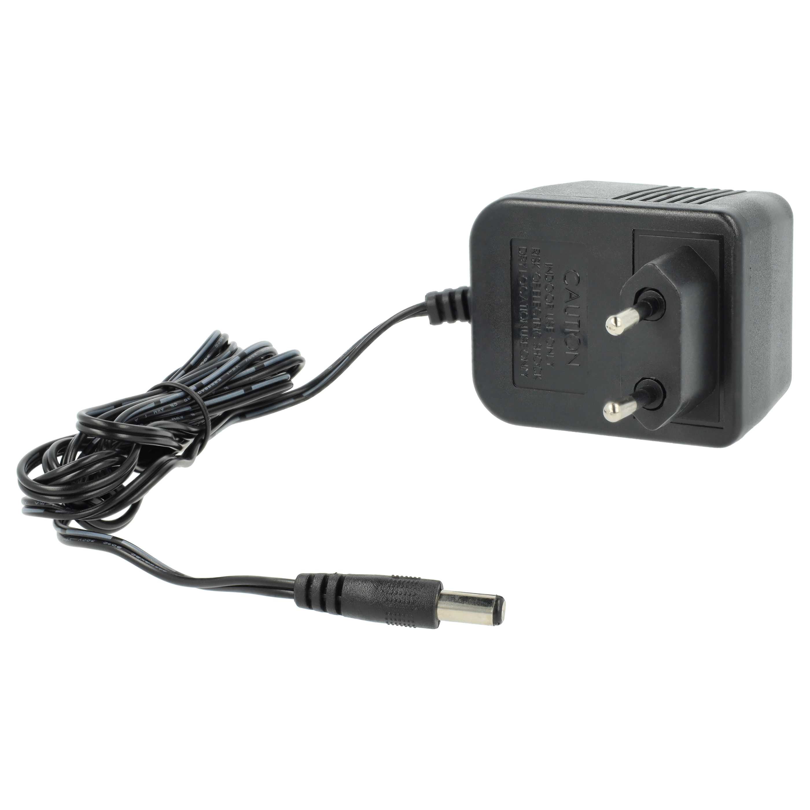 Ein schwarzes Netzteil mit europäischem Stecker und Gleichstromanschluss, mit schwarzem Kabel, auf weißem Hintergrund.