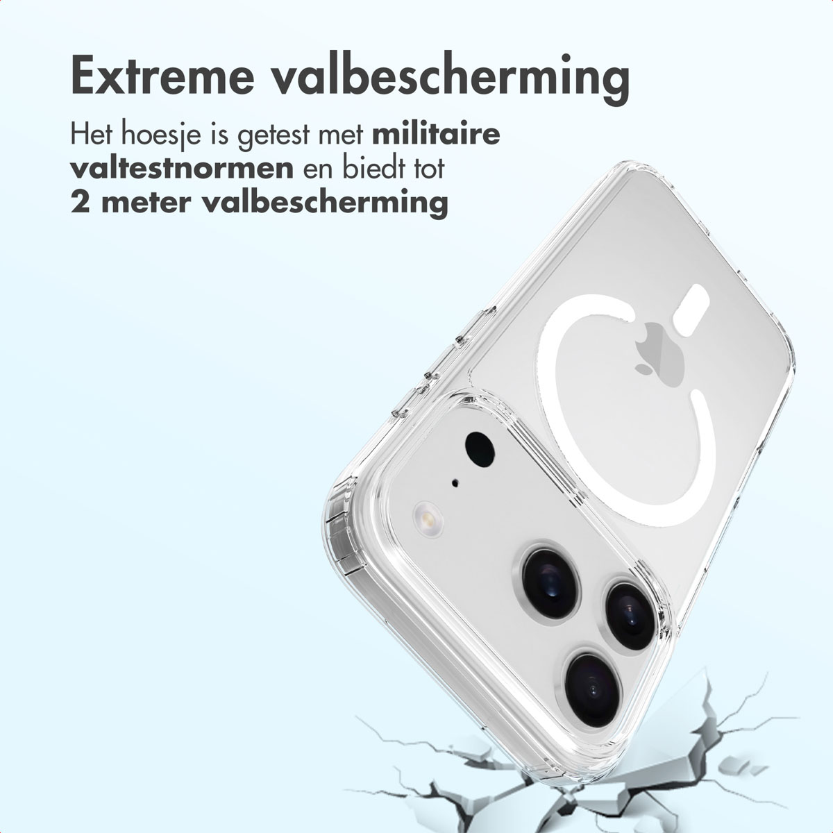 Una custodia trasparente per telefono con logo Apple bianco. È angolata, suggerendo resistenza agli urti, con il testo 'Protezione estrema dalle cadute'.